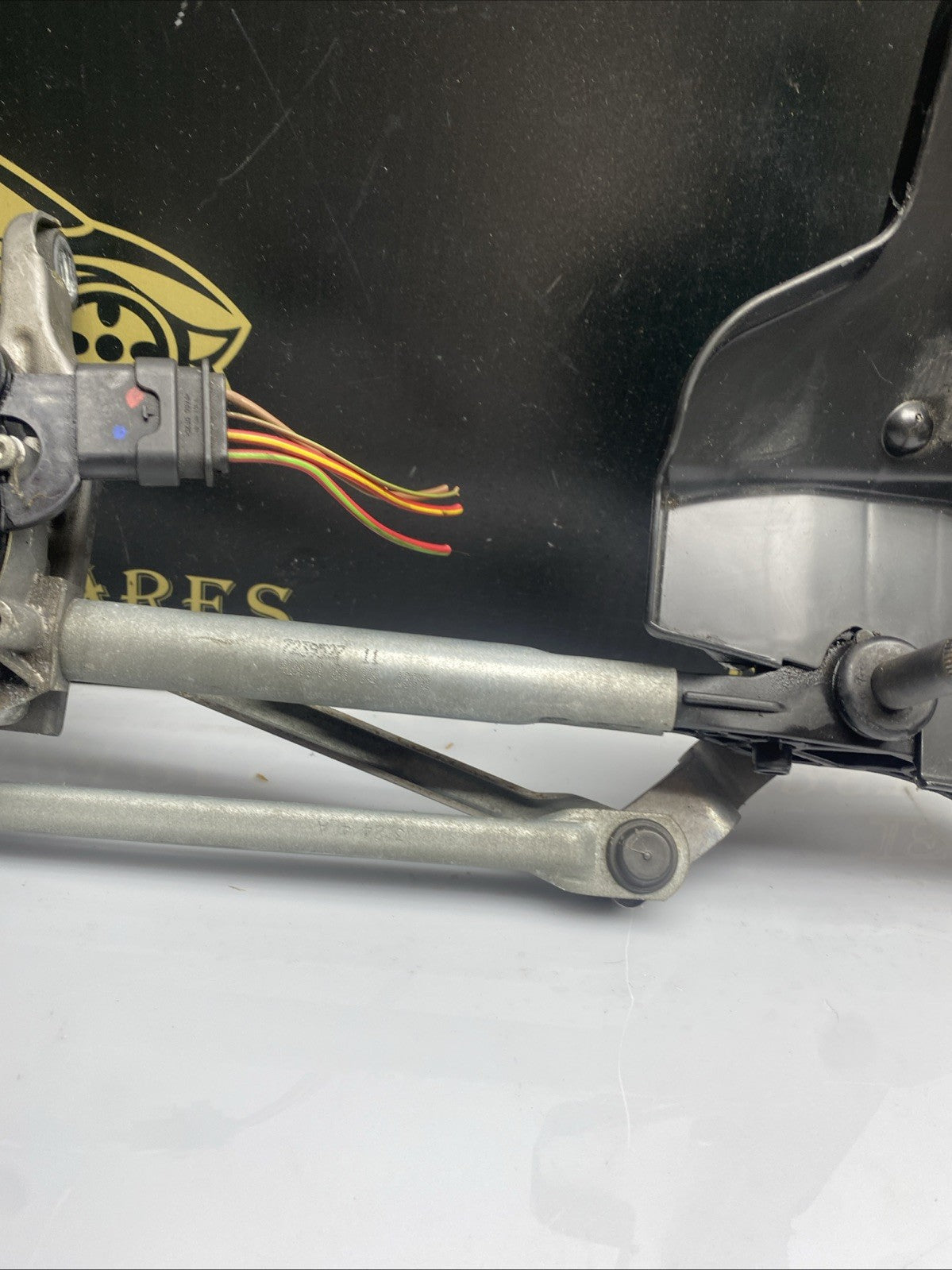 BMW 1 SERIES F20 F21 2011-2018 FRONT WINDSCREEN WIPER MOTOR REGULATOR 7267504