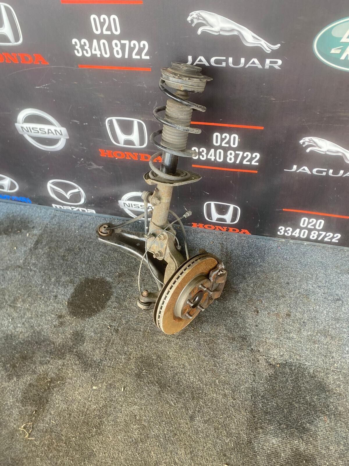NISSAN JUKE 2018 O/S RIGHT SUSPENSION LEG COMPLETE
