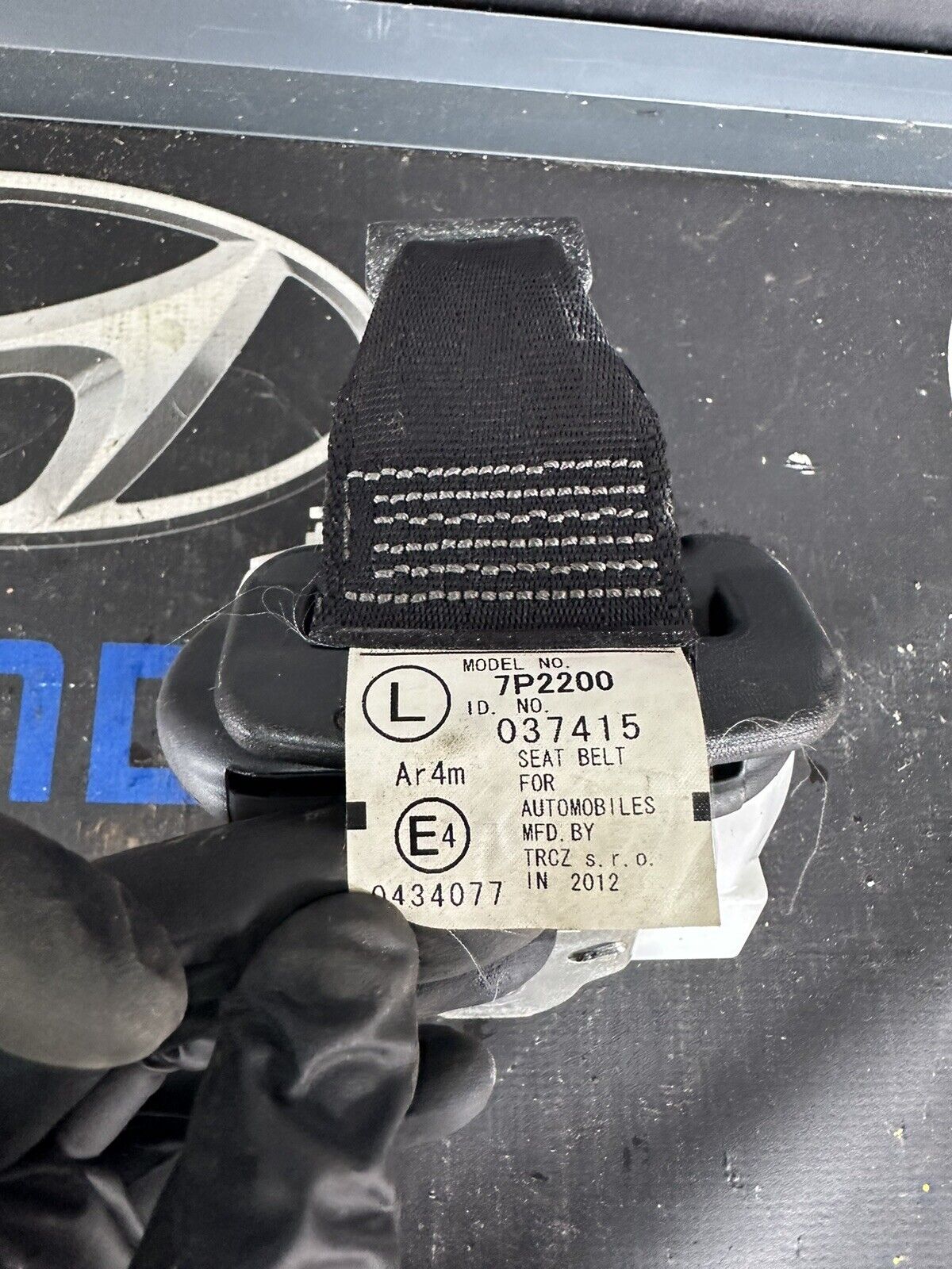 TOYOTA AYGO 2012 REAR SEAT BELTS NS OS ASSEMBLY 2006-2012