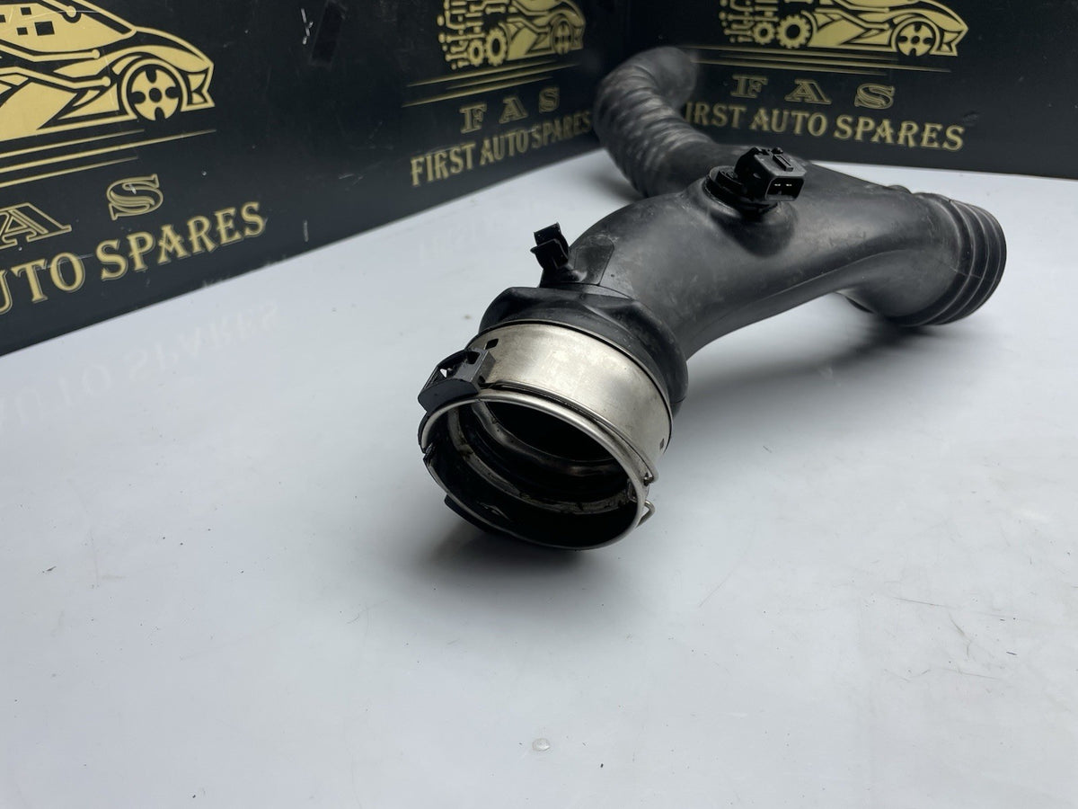 CHARGE AIR LINE INTERCOOLER PIPE FOR BMW E81 E82 E88 E90 E91 E92 E93 E84 7797483