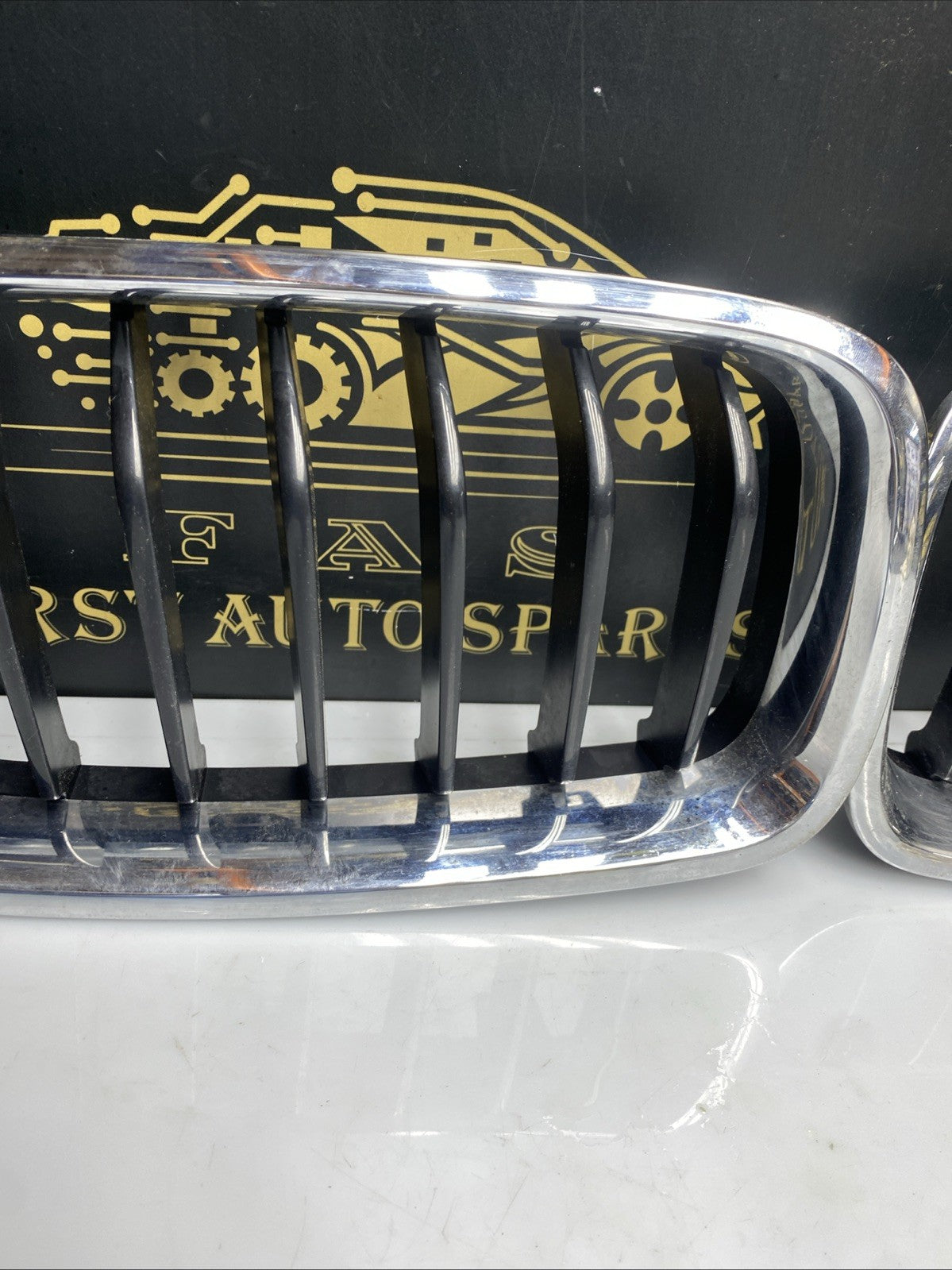 BMW 3-Series Bumper Grill Front Upper Grill F30/F31 2012-2018 18801310
