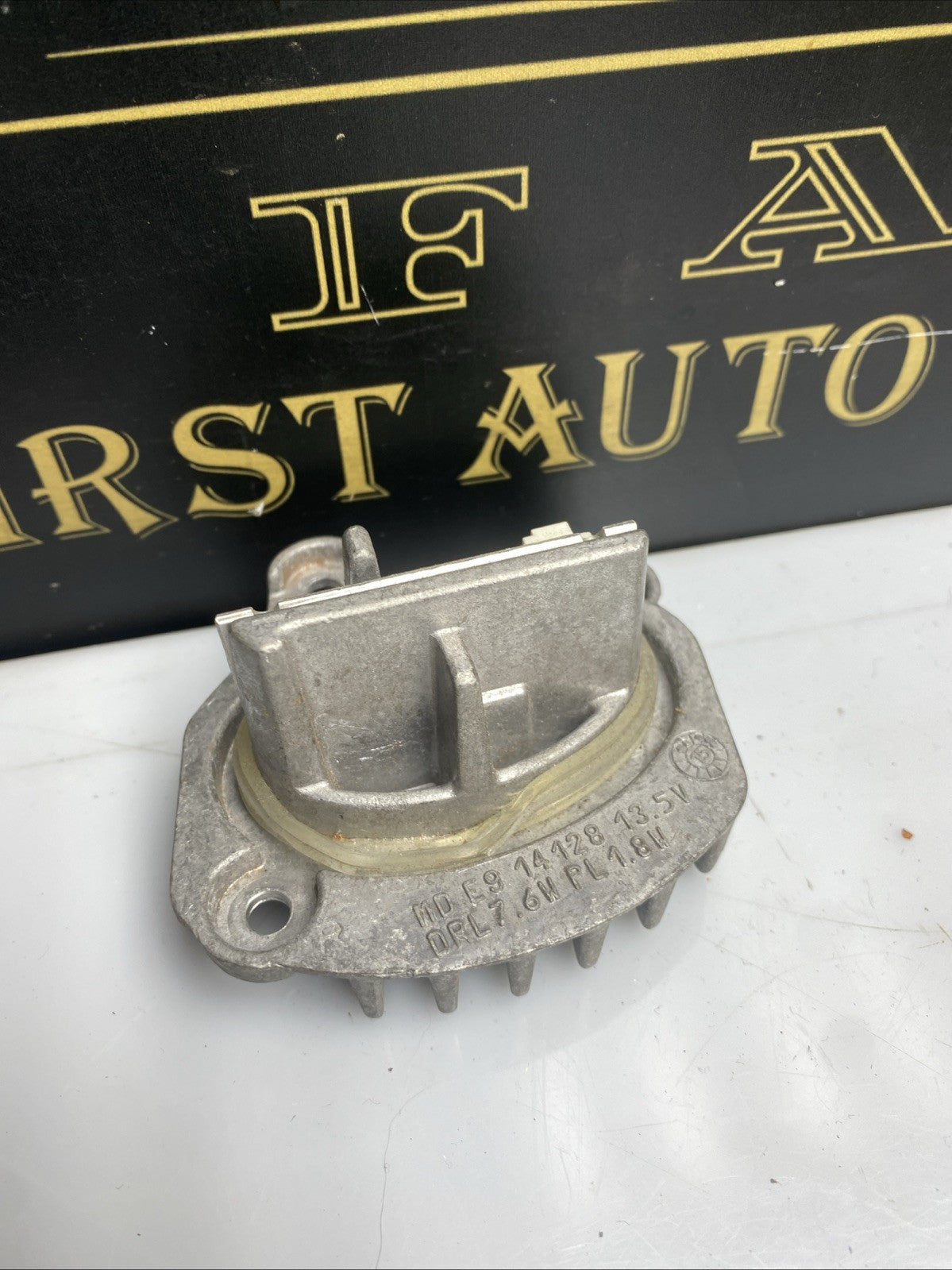 BMW 2 Coupe F22, F87 Xenon Light Control Unit 91412813 3.00 Petrol 35050381