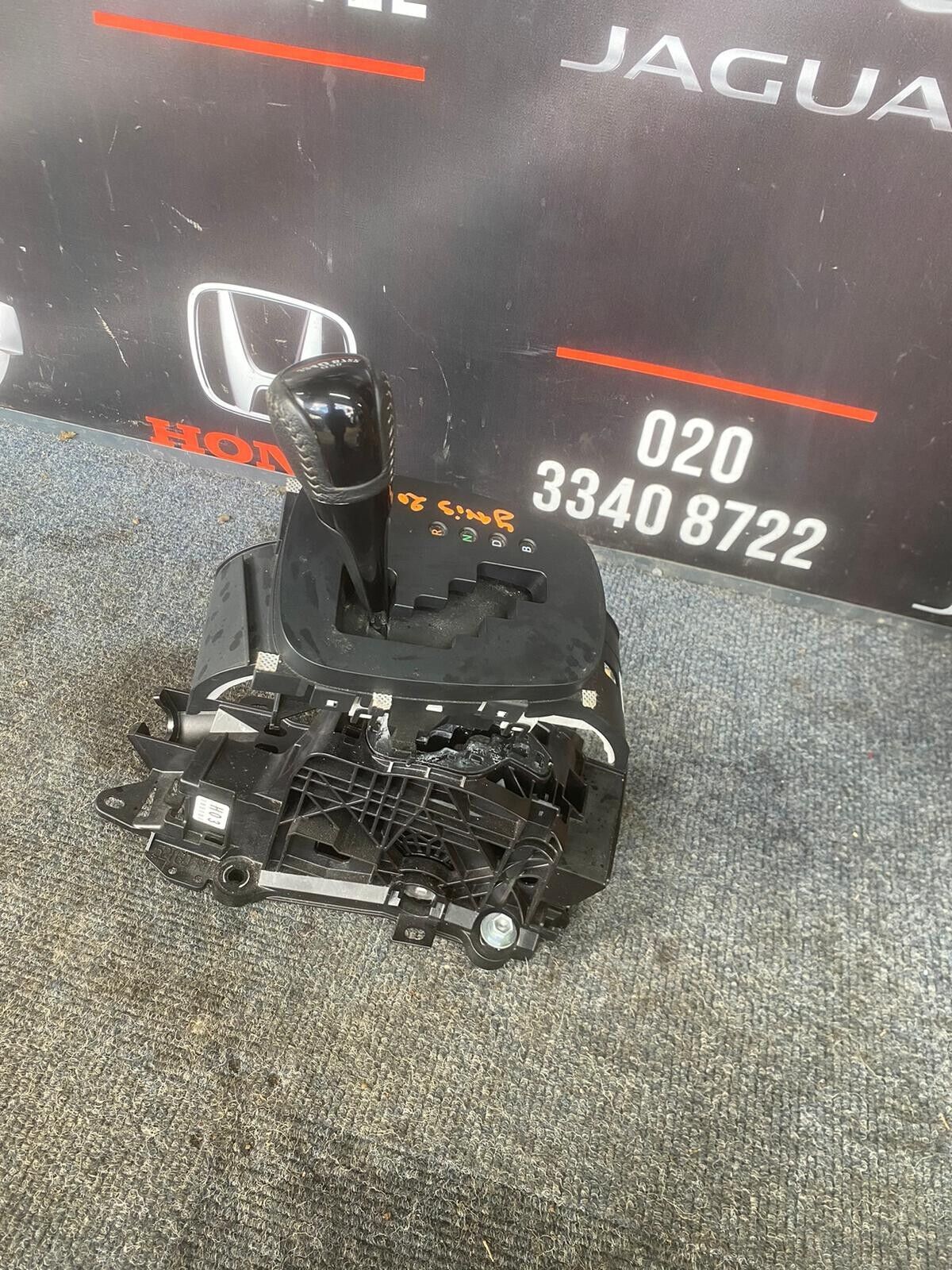 TOYOTA YARIS 2018 HYBRID AUTOMATIC GEAR SELECTOR