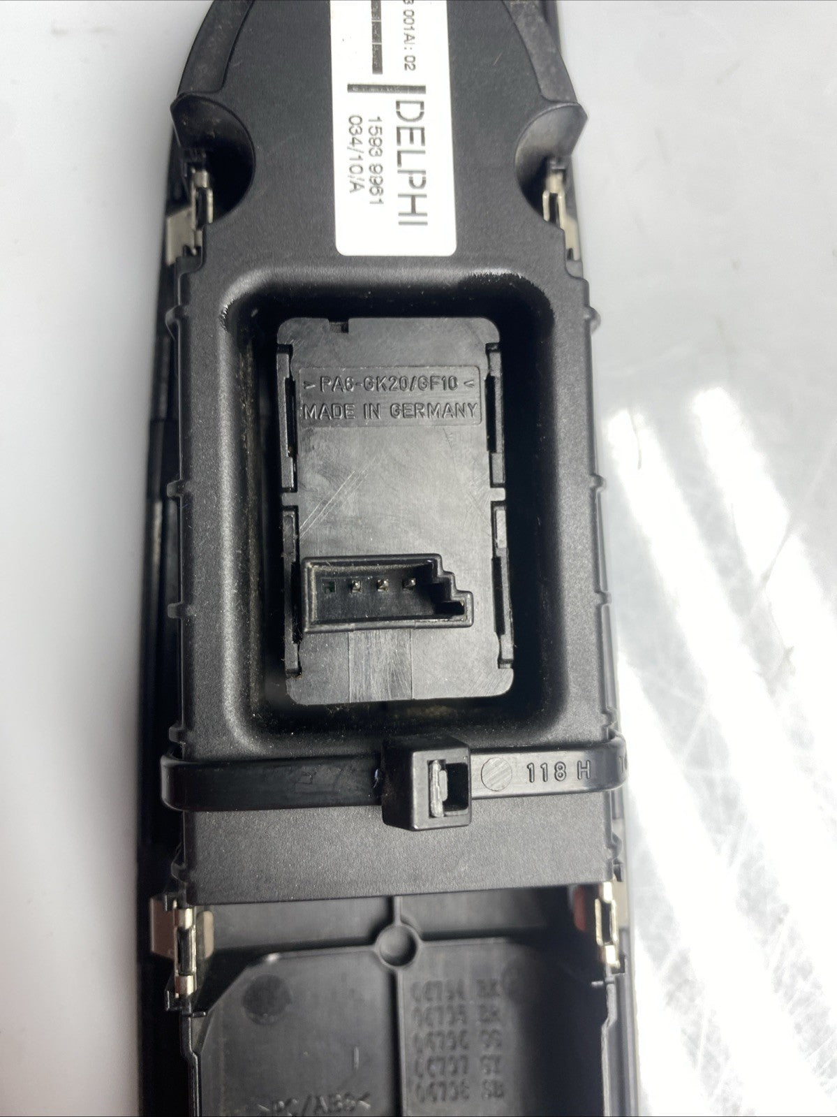 BMW 1 Series E81 E87 E82 Coupe Front Right Power Window Switch 15939961
