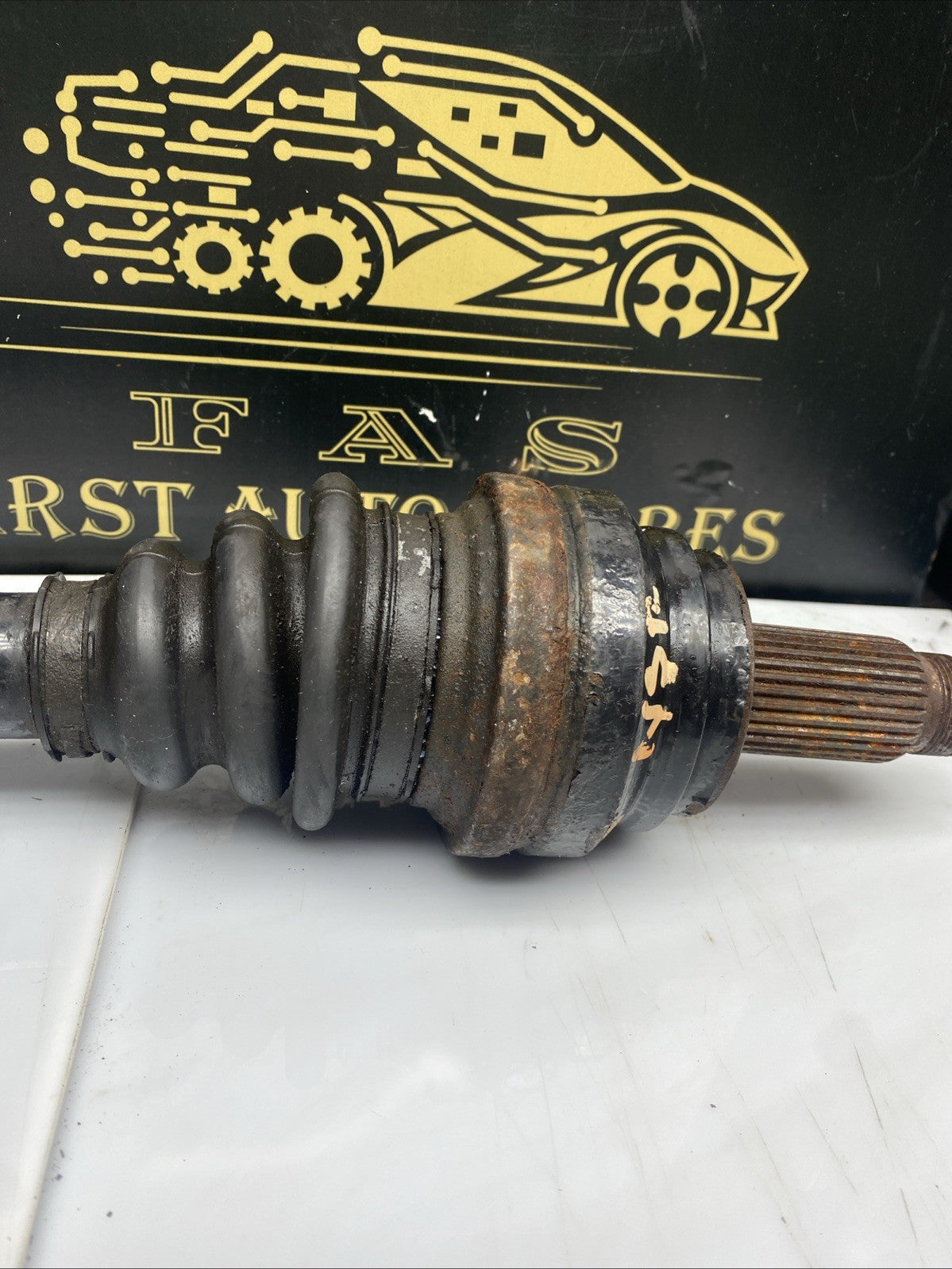 BMW F10 5 SERIES Left Driveshaft 7581027
