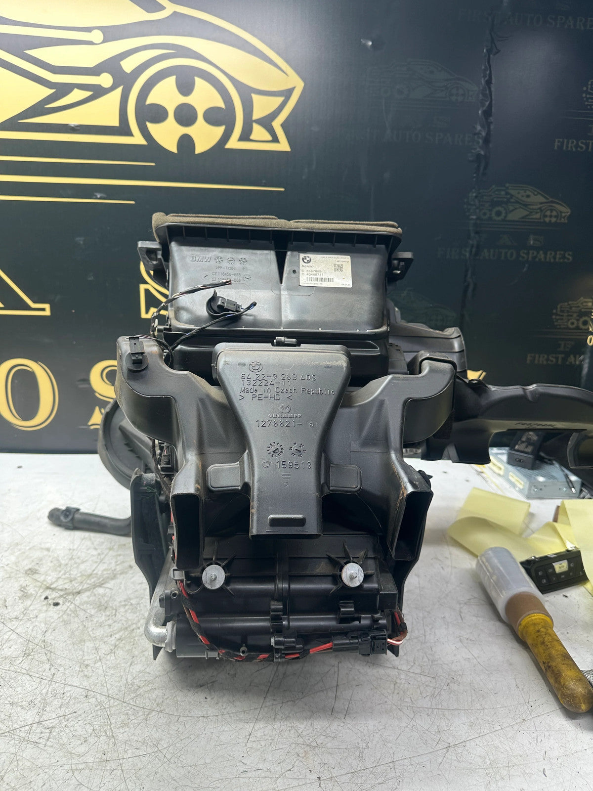 BMW X1 F48 / MINI F60 Heater Box Unit with Blower Motor 9383118/9263409