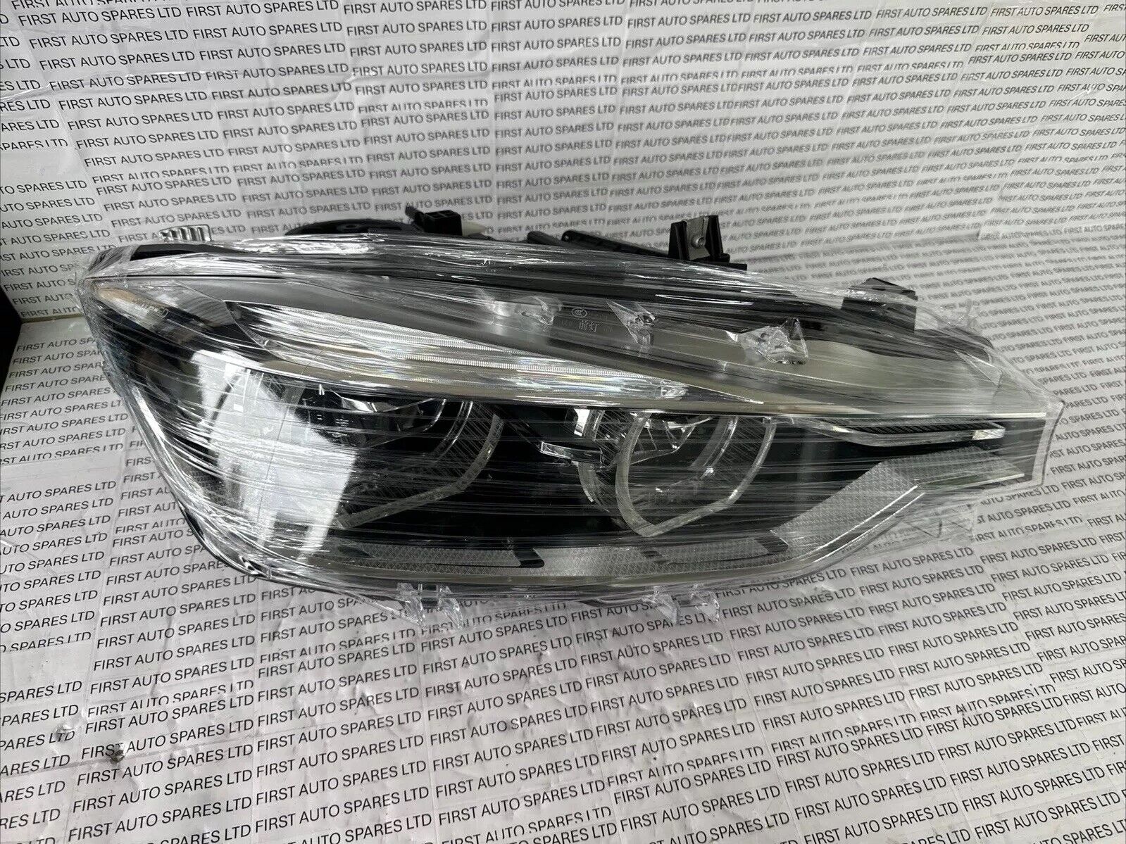 BMW 3 Series F30 F31 Right Driver Side Shadow Line Headlight  2015 - 2020 [l288]