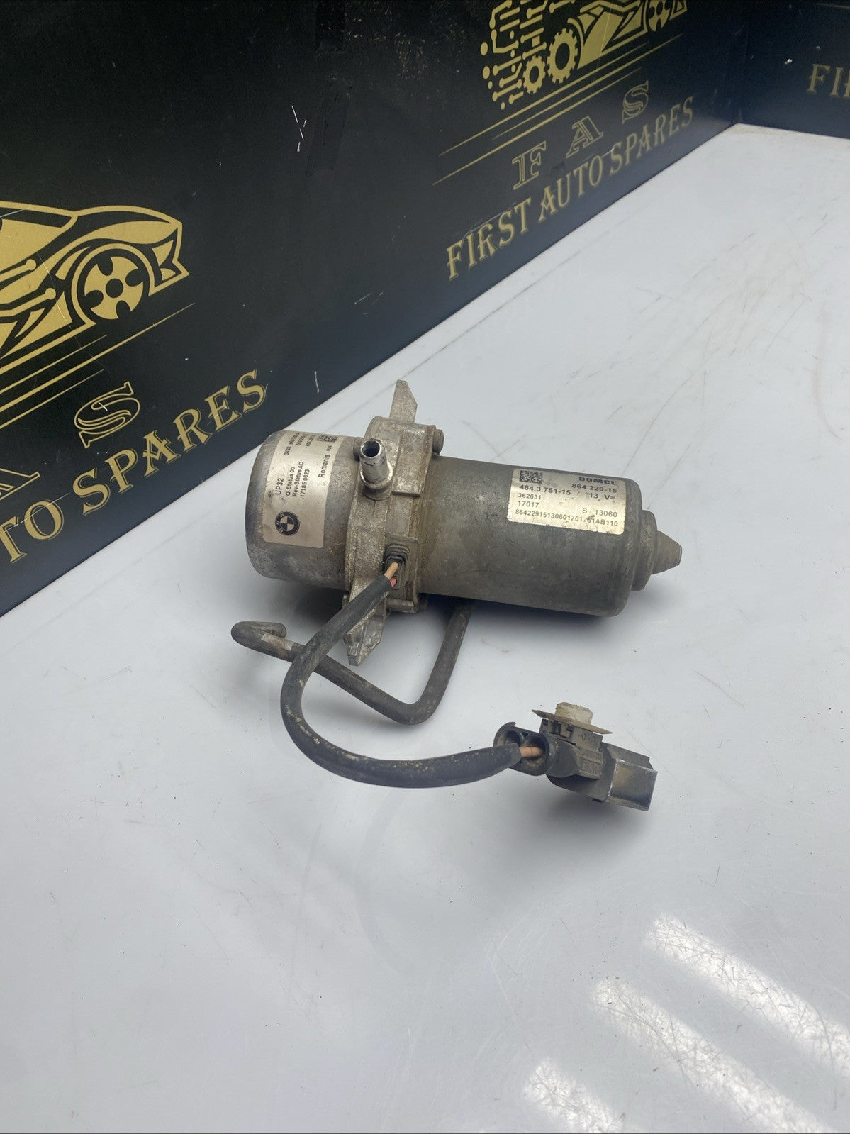 BMW 5 G30 Vacuum Pump 864229 2.0 Petrol / electricity 185kw 2017 22277498