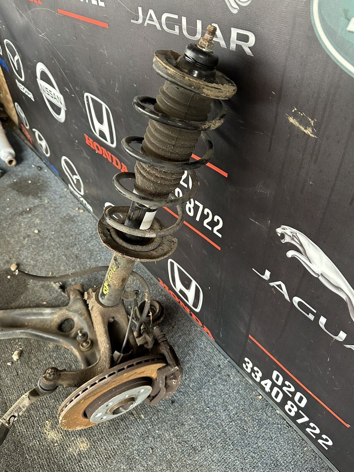 Peugeot 107 Aygo Citroen C1 Suspension Leg & Hub 1.0 CFA 1KR NSF OSF