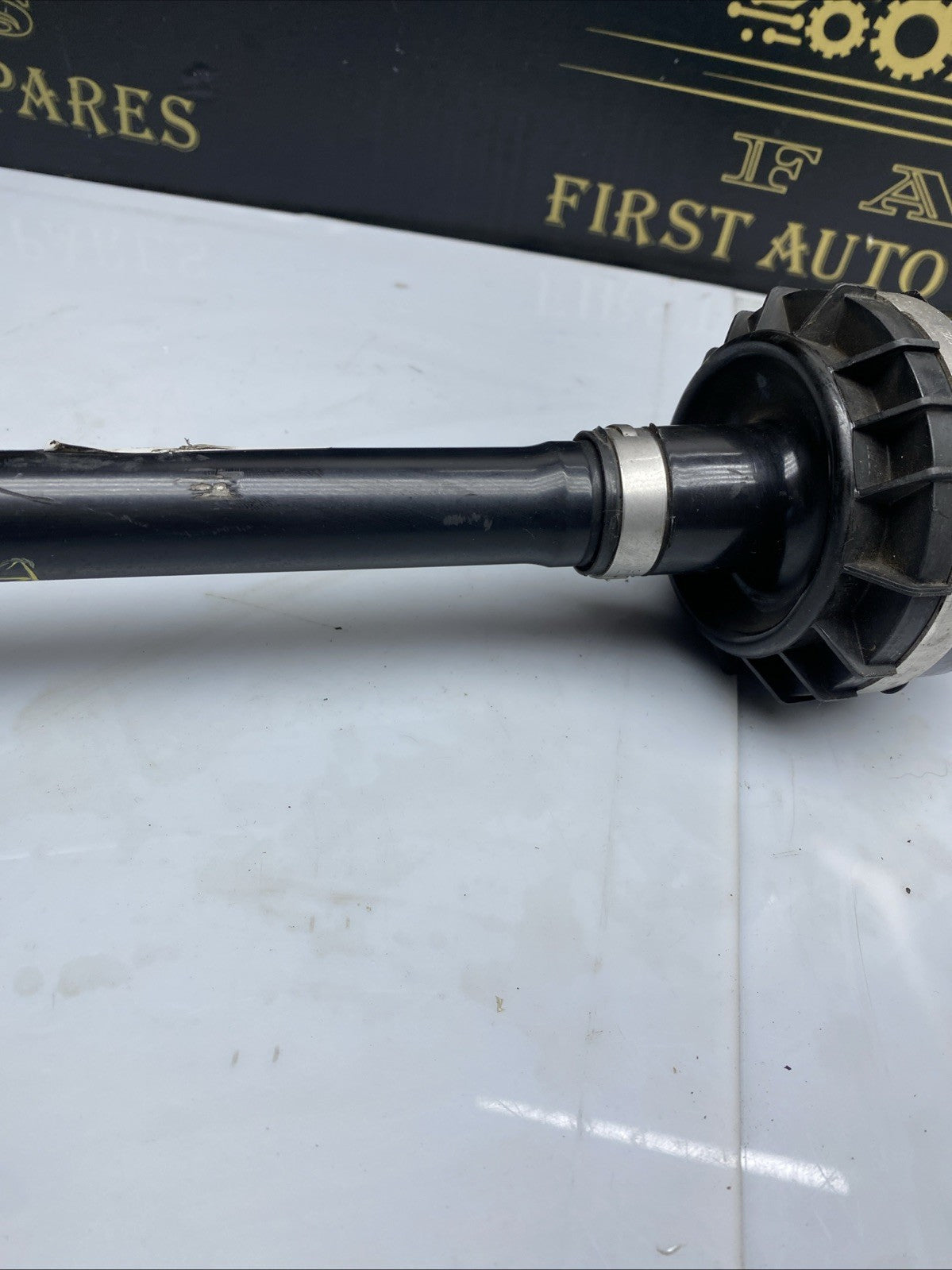 BMW 3 G20, G28 2021 Rear Left Driveshaft 8665783