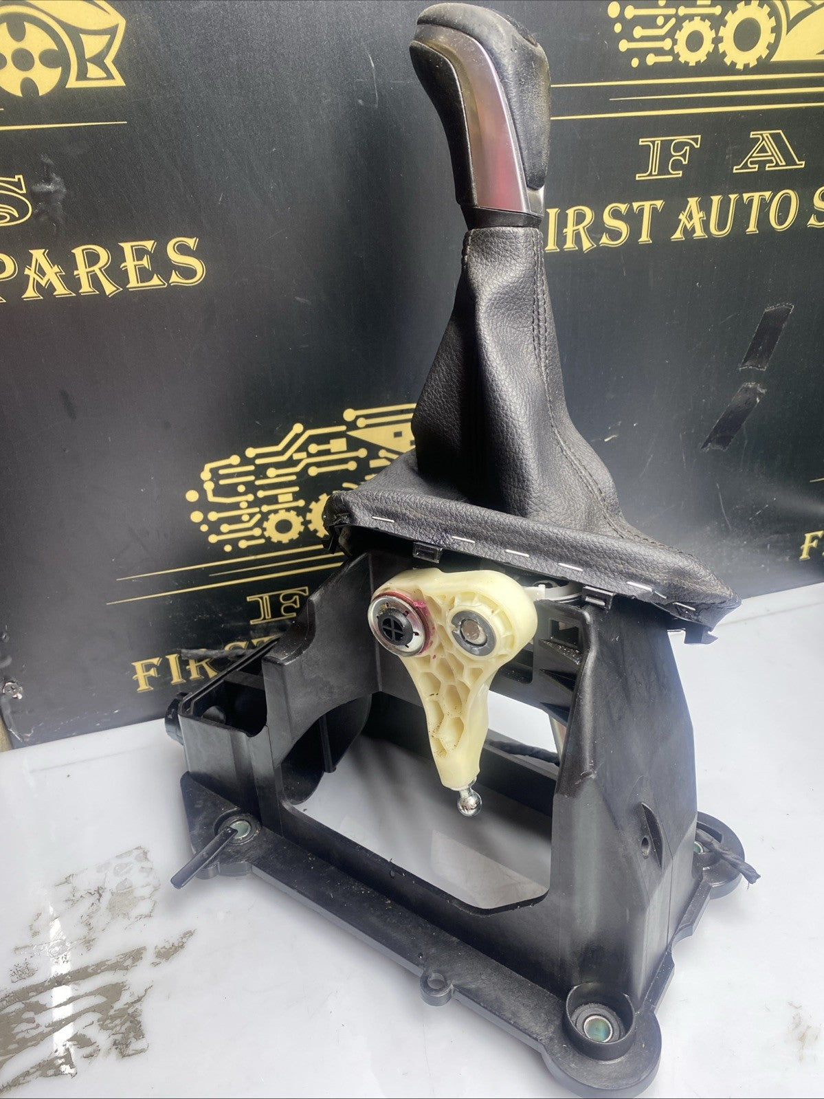 BMW 2 SERIES F45 2019 6 SPEED MANUAL GEARSTICK SHIFTER SELECTOR 8687537
