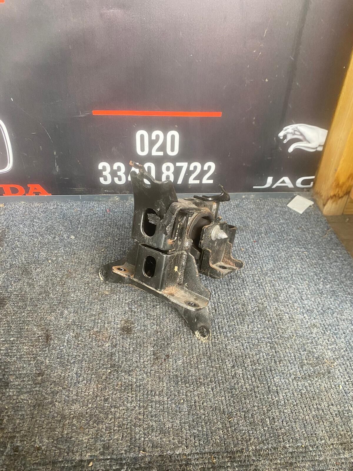 Toyota Yaris Mk3 Engine Mount 1.5 Petrol 2017 Hybrid