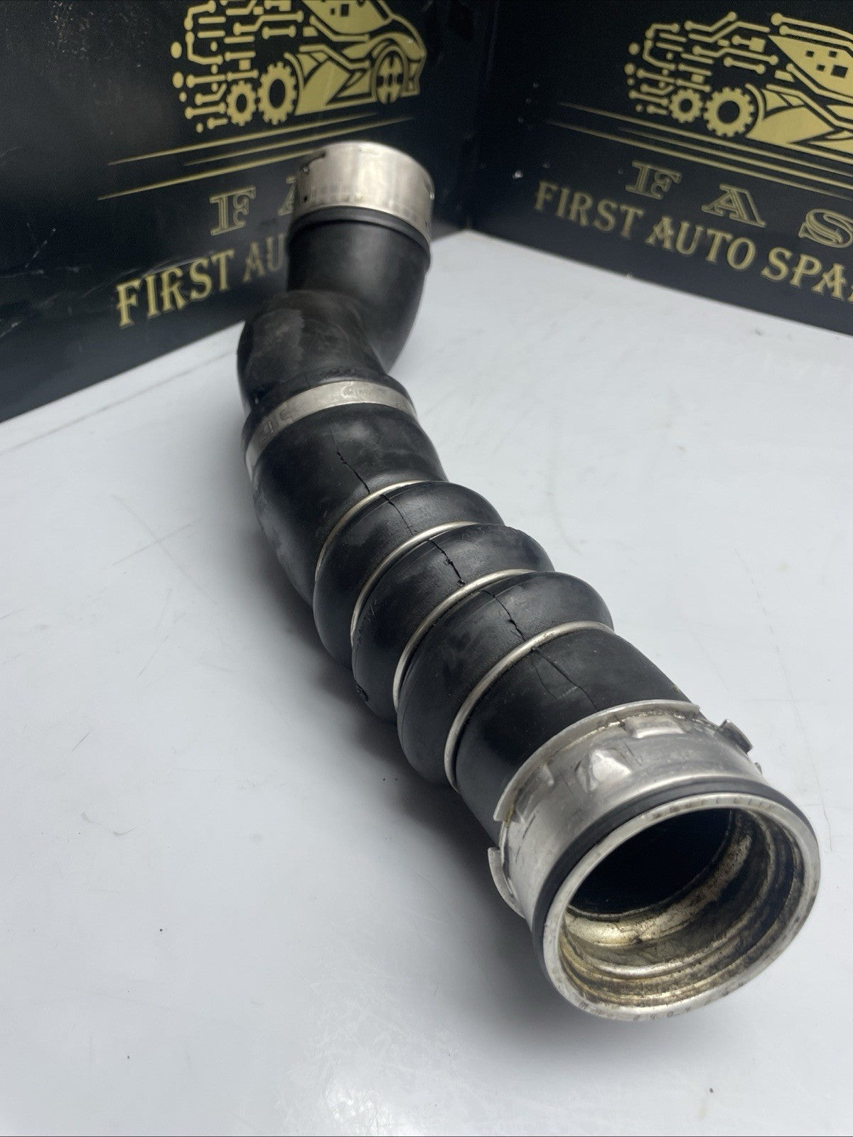 BMW 3 Series E90 E91 LCI N47N 320d Intercooler Charge Air Line 8511739