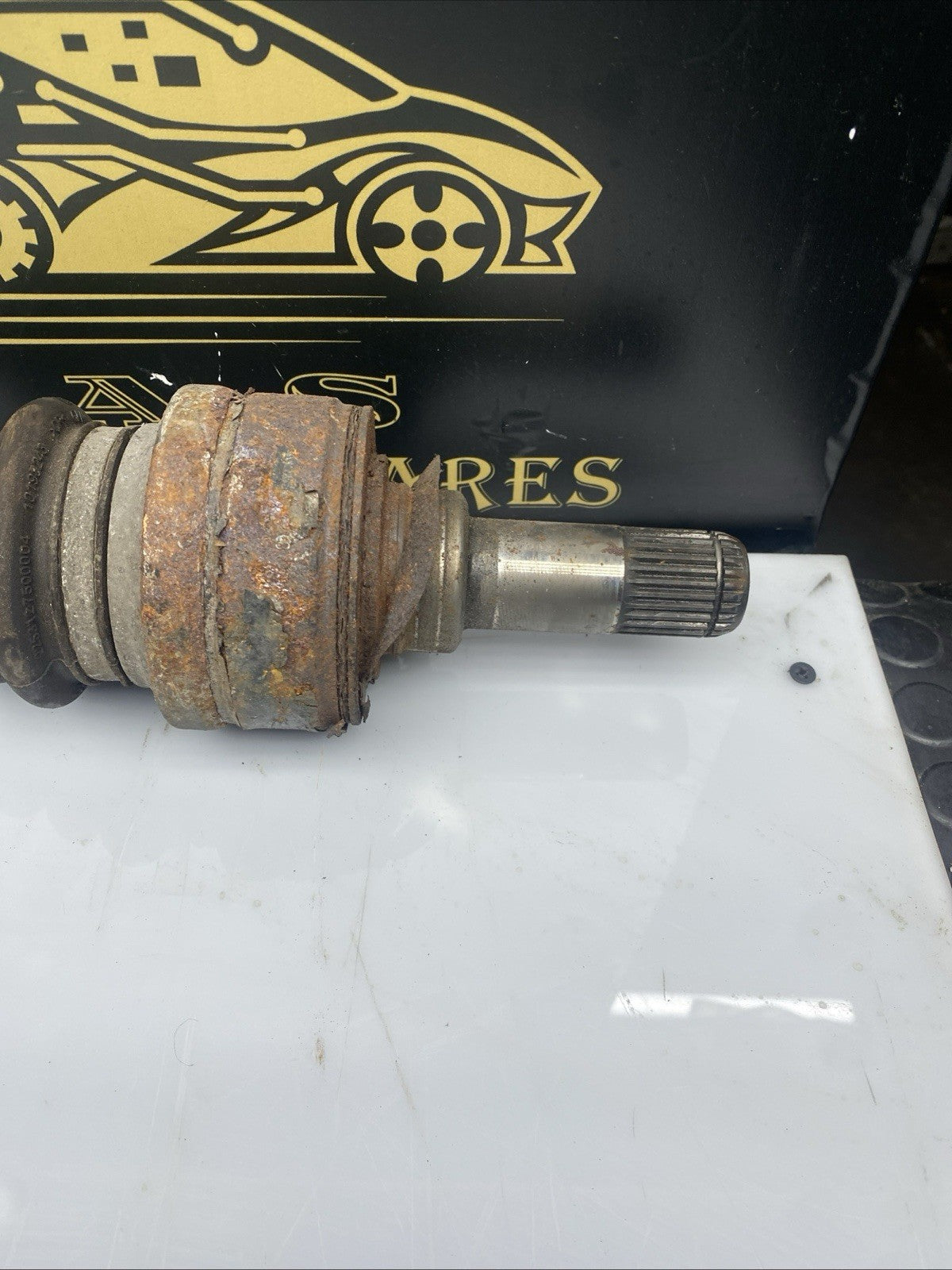 BMW Left Side Front Passenger Driveshaft 1 Series F20 F21 114d 116d 316d 7624205