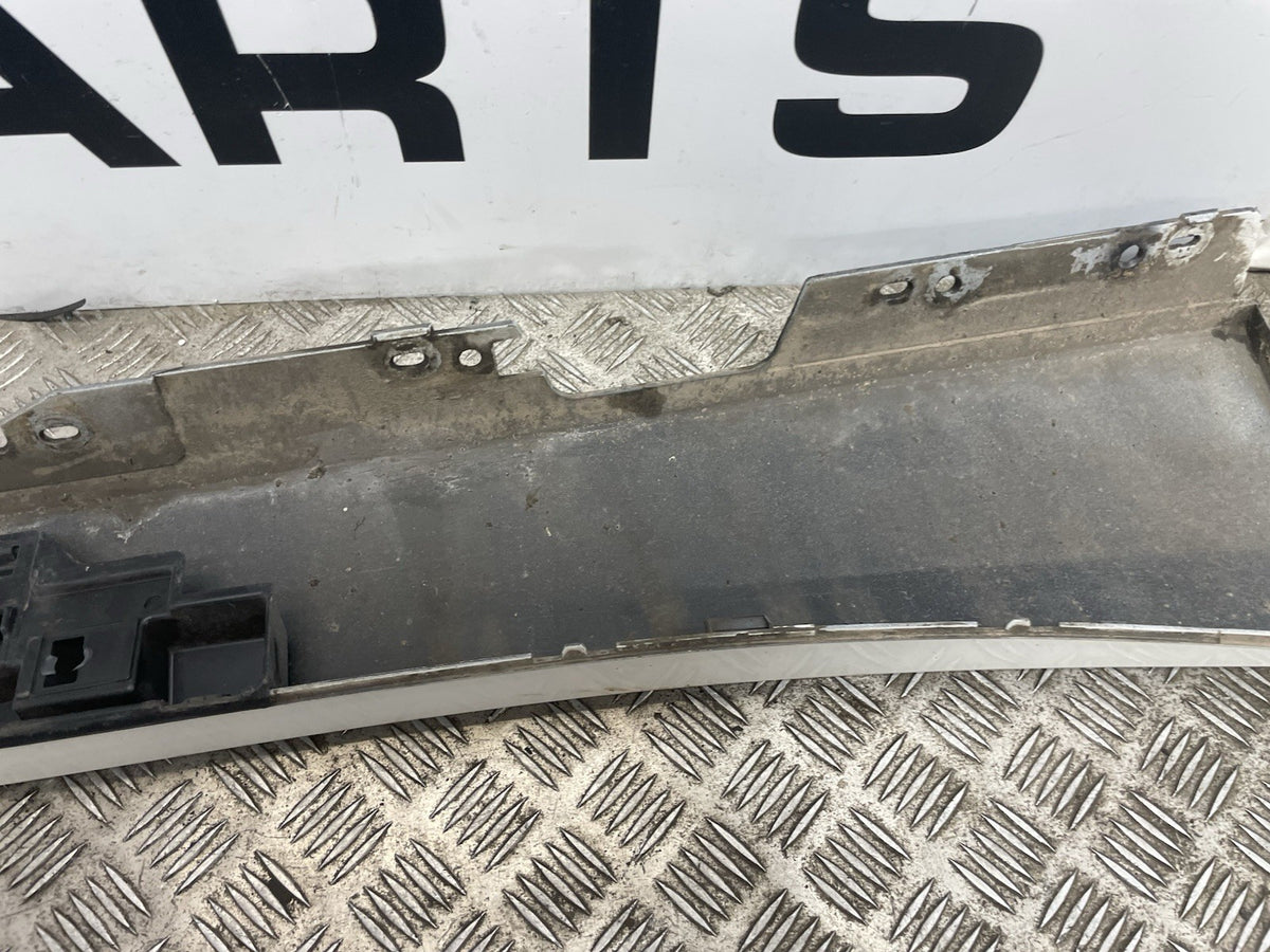 BMW 1 SERIES SIDE SKIRT PASSENGER LEFT F20 5DR 2011-2019