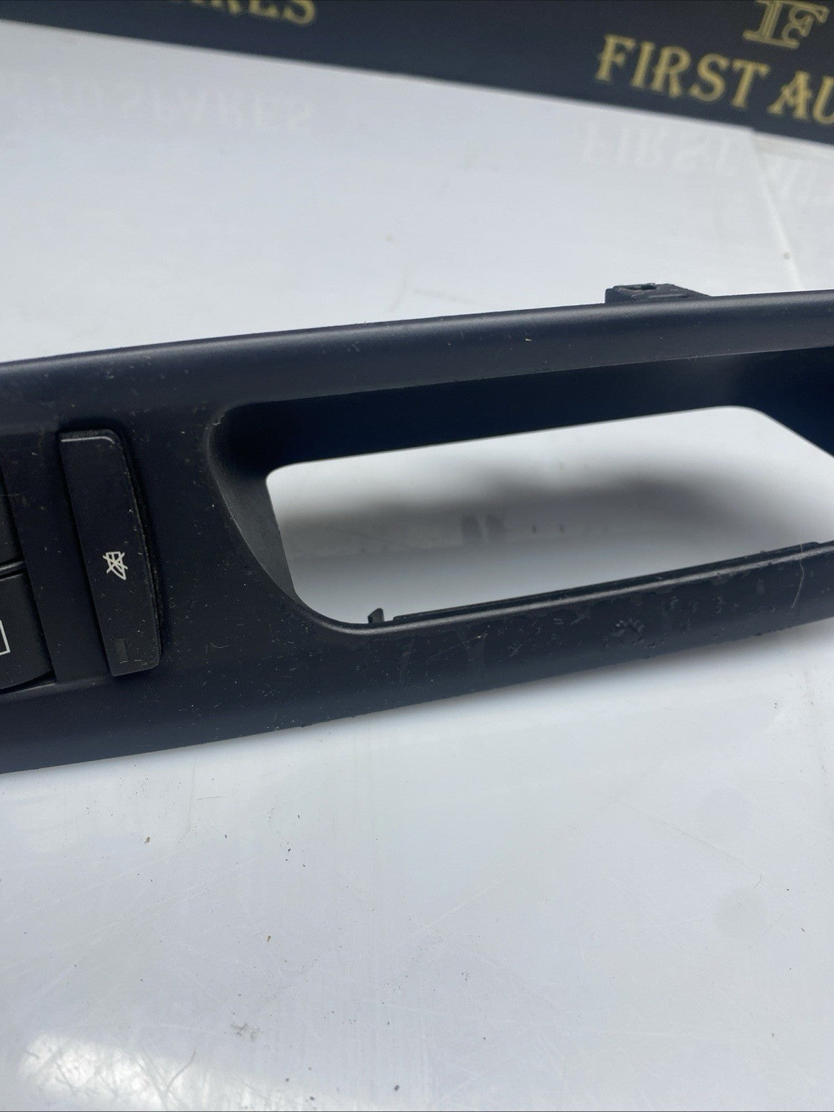 BMW X5 E70 WINDOW WING MIRROR SWITCH FRONT RIGHT DRIVER SIDE 9122121