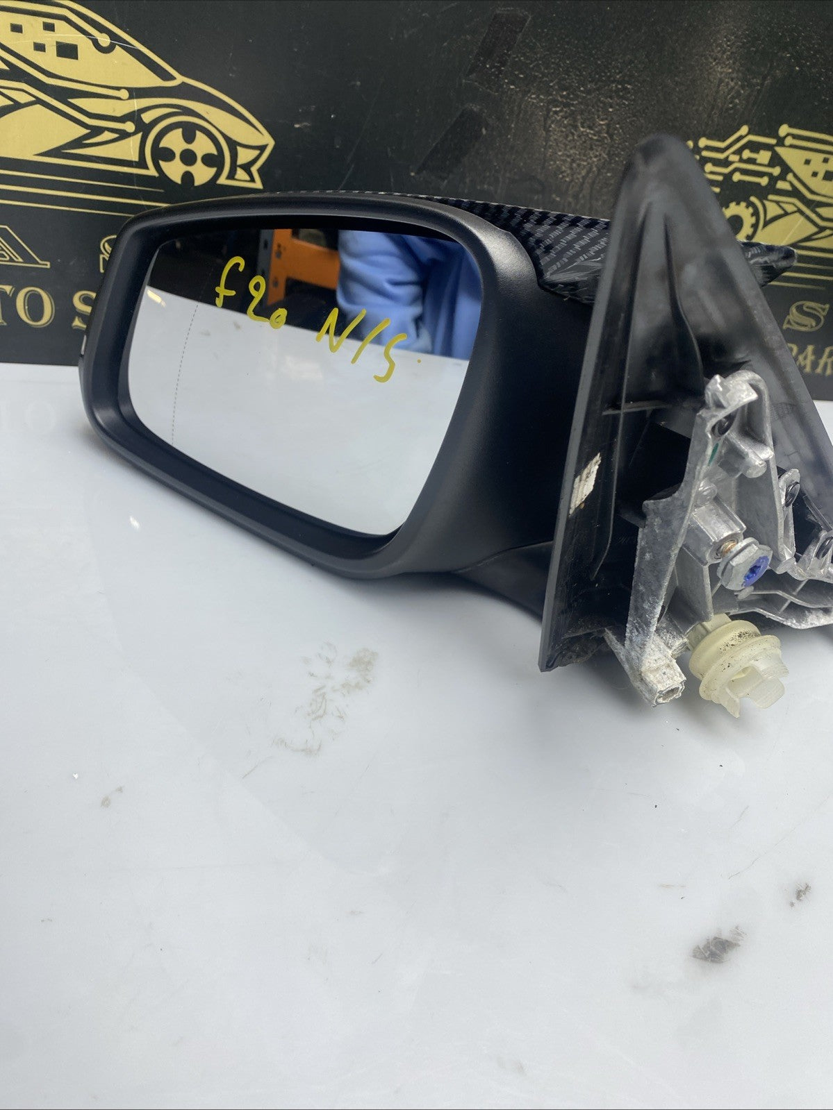 BMW 1 SERIES F20 SPORT 2015 LCI N/S PASSENGER SIDE WING MIRROR IN WHITE 300