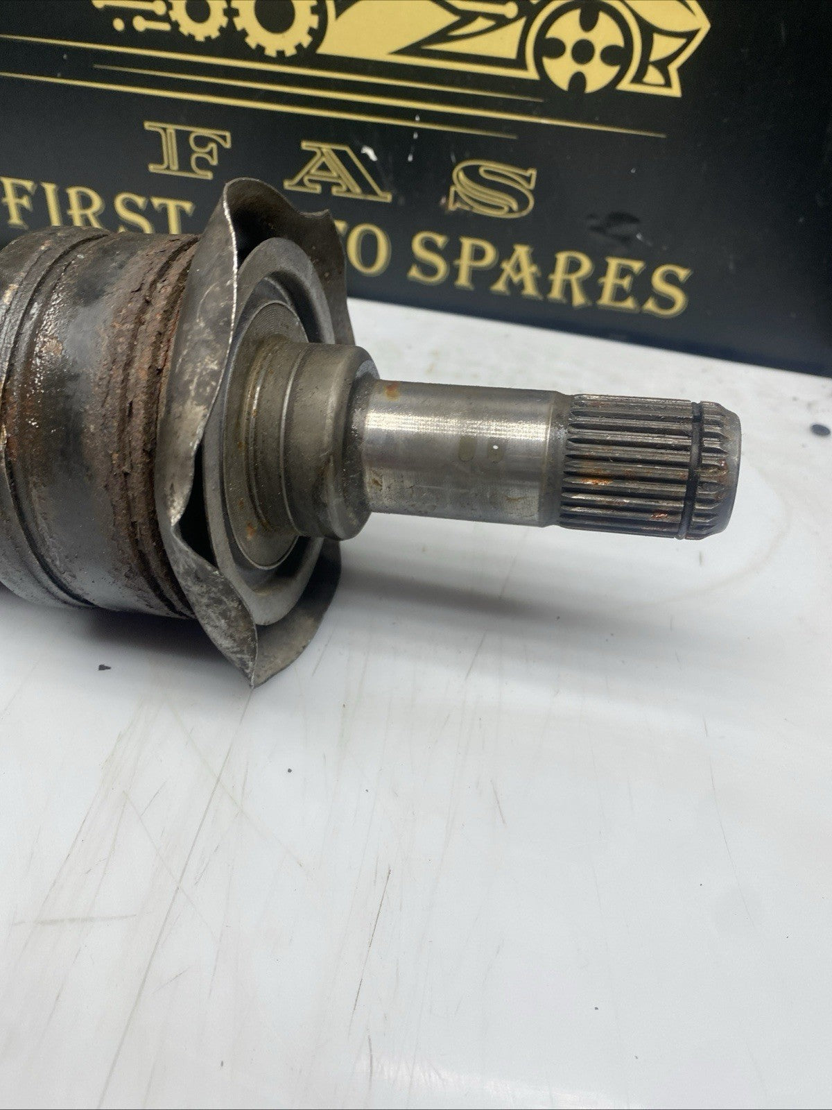 BMW F10 5 SERIES Left Driveshaft 7581027