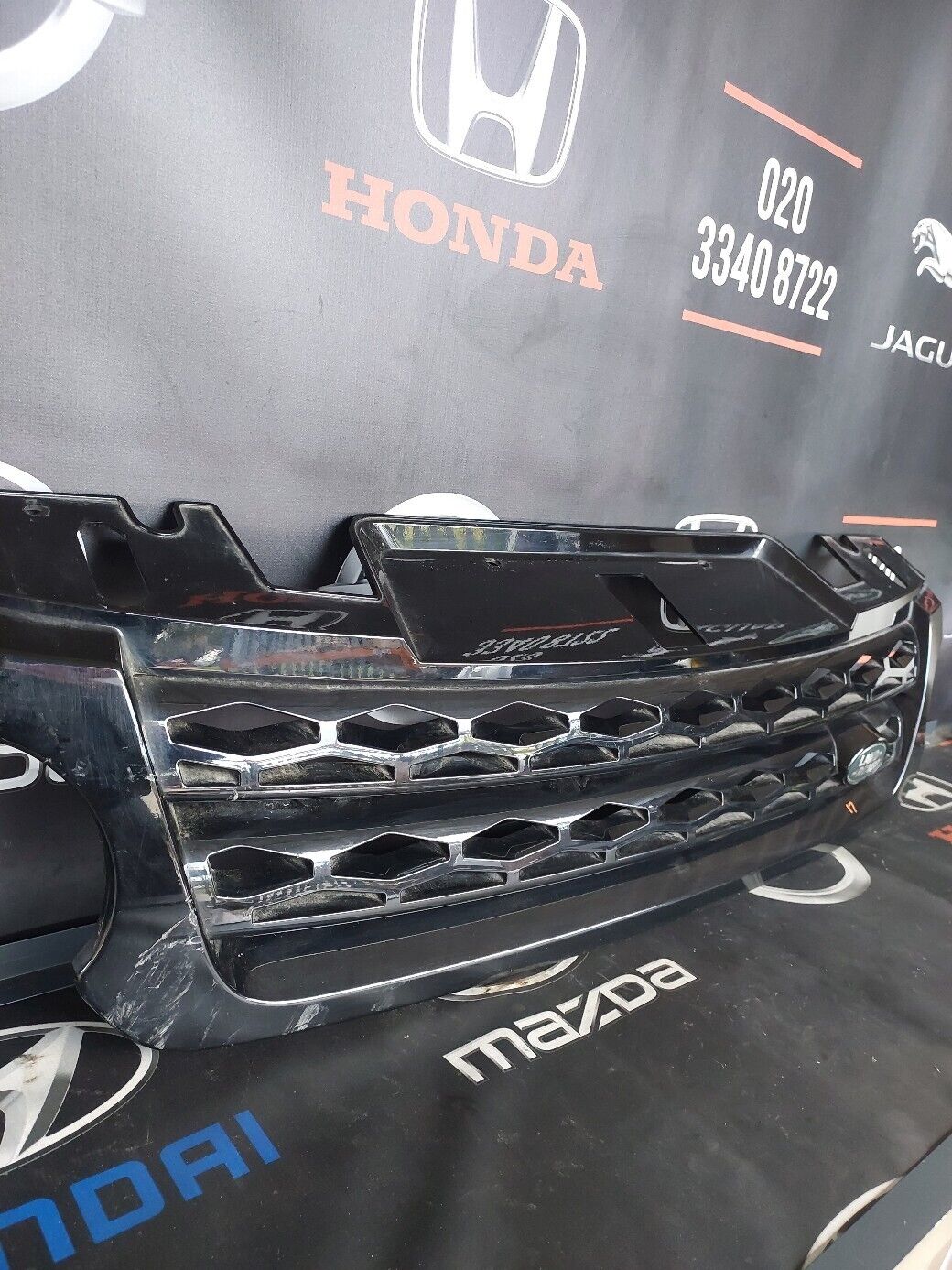 LAND ROVER RANGE ROVER FRONT BUMPER GRILLE DK628200XX 2017