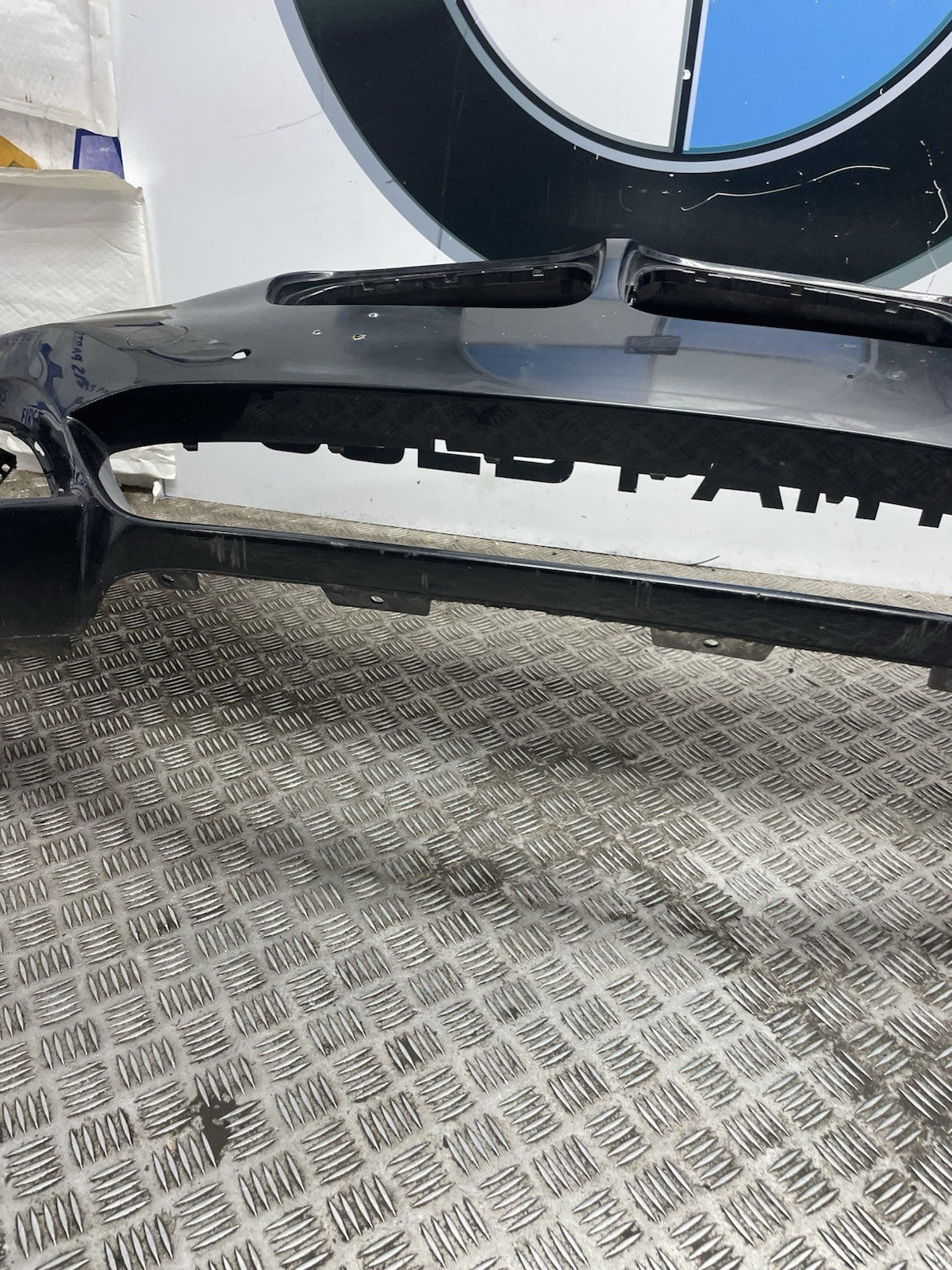 BMW 1 F20 F21 LCI M SPORT FRONT BUMPER 2015-19 GENUINE (Dent On Driver Side)