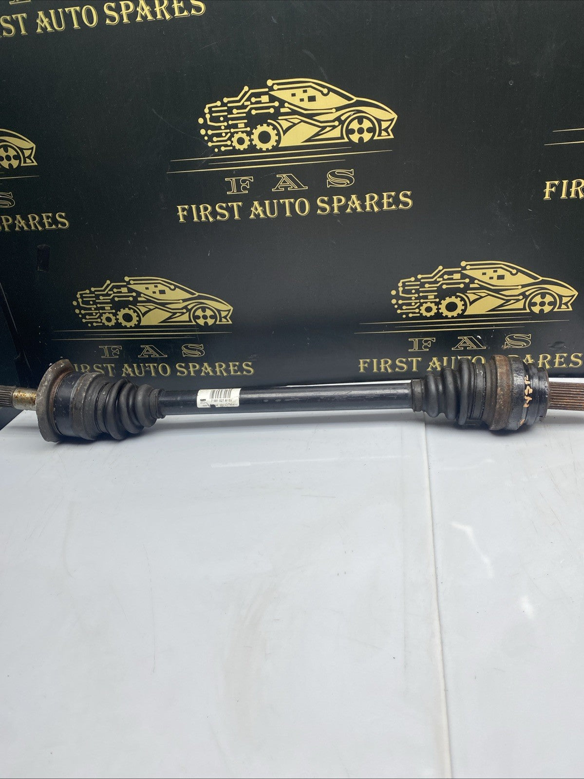 BMW F10 5 SERIES Left Driveshaft 7581027
