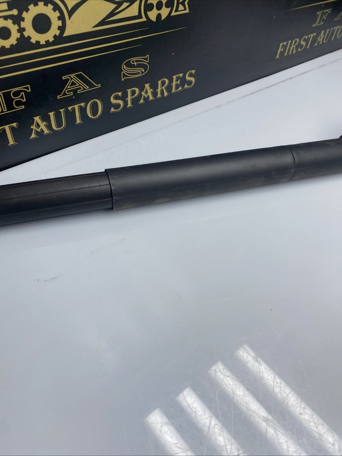 BMW 2 F45 2017 Rear Right Tailgate Trunk Strut Damper 878587