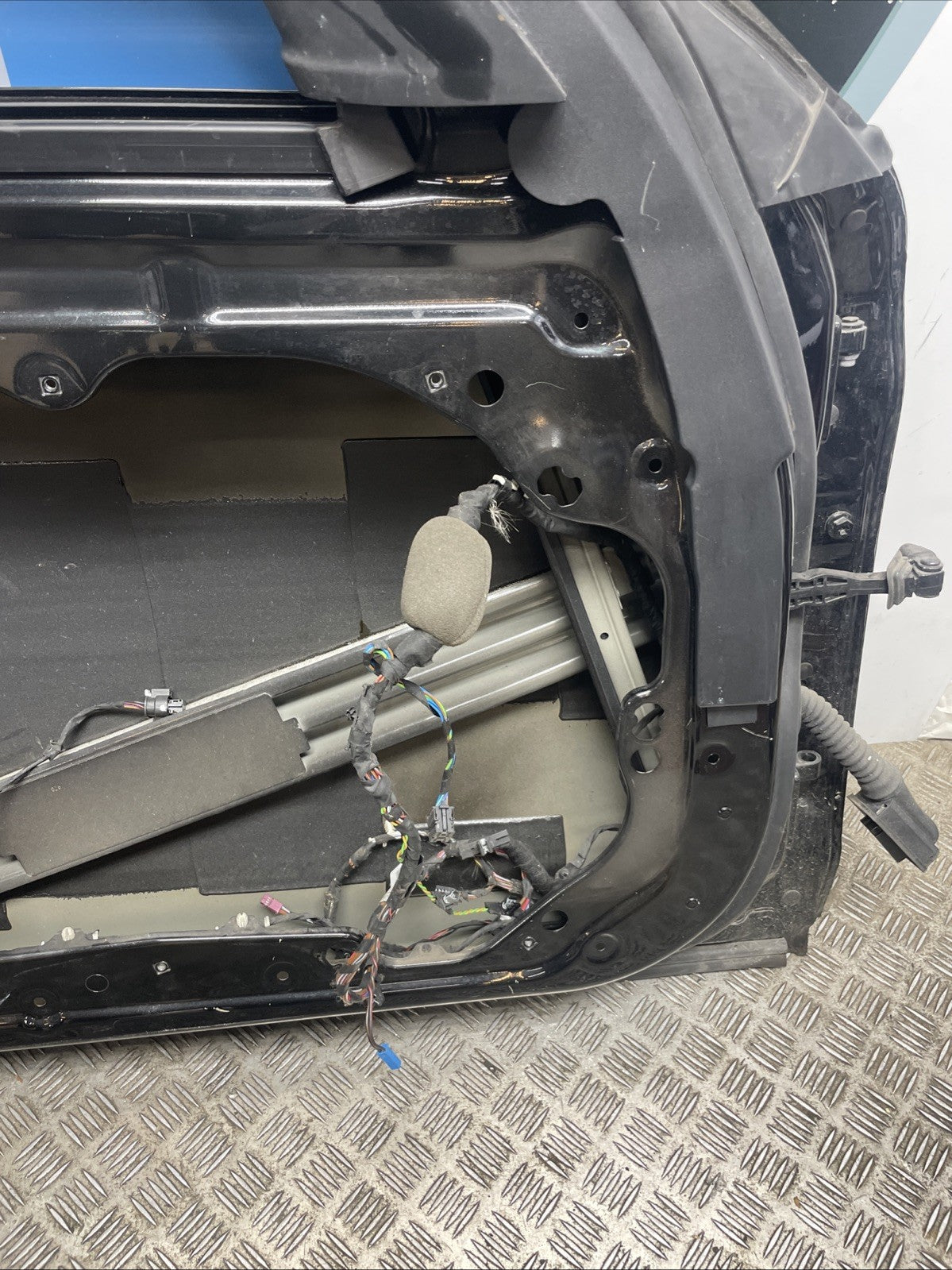 BMW 5  G30 DOOR FRONT LEFT PASSENGER SIDE 2020 SHELL