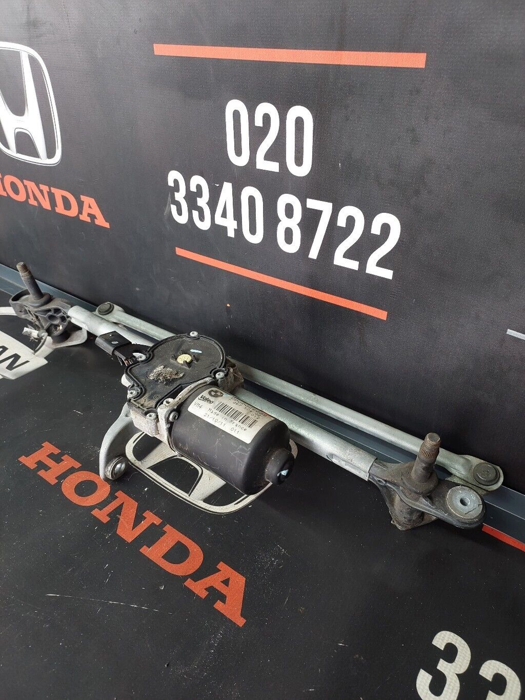 BMW F30 2012 WINDSCREEN WIPER MOTOR & LINKAGE