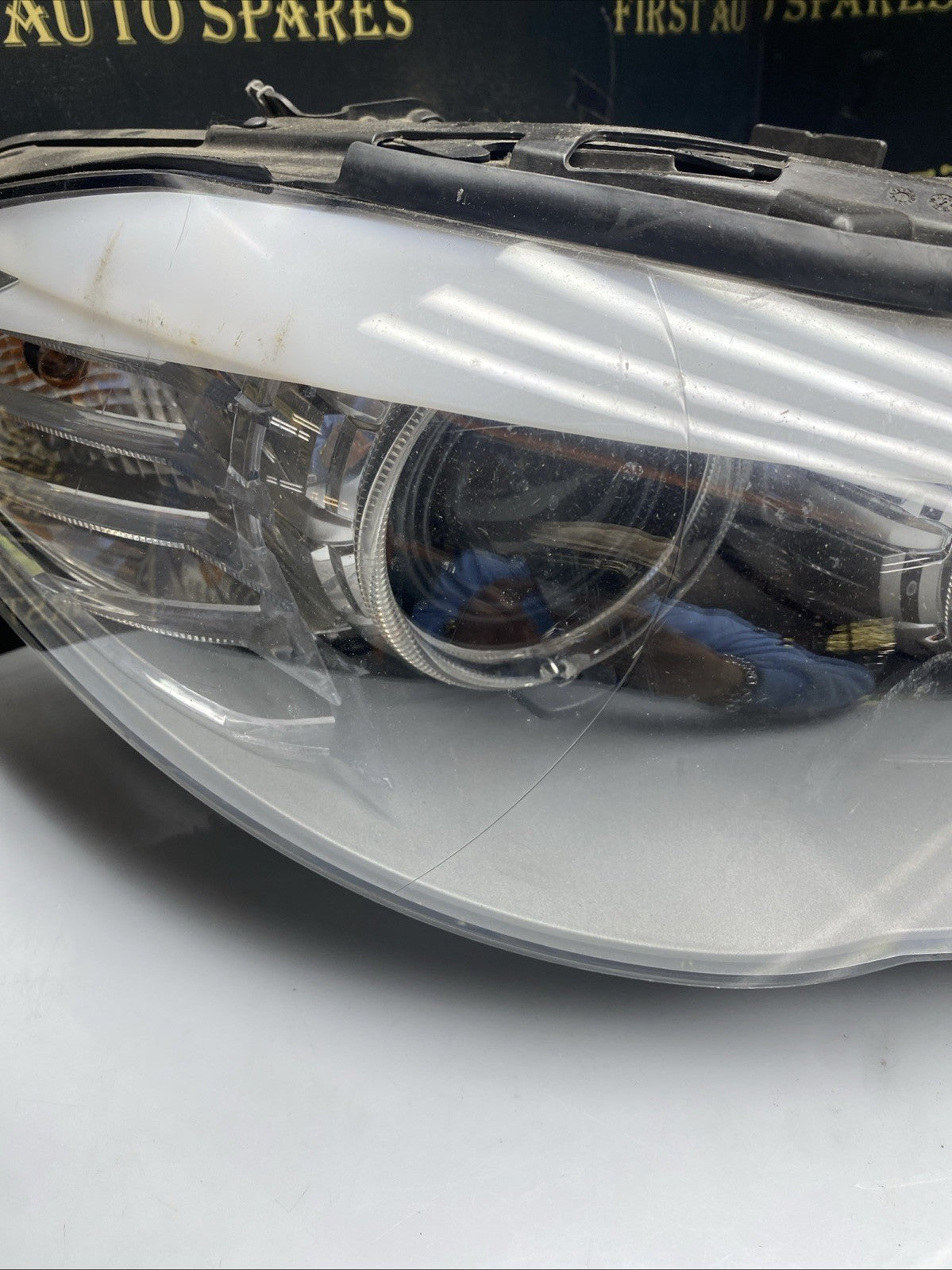 BMW 5 SERIES 2010-2013 HEADLIGHT DRIVER RIGHT SIDE 1LL010131-04 (P70)