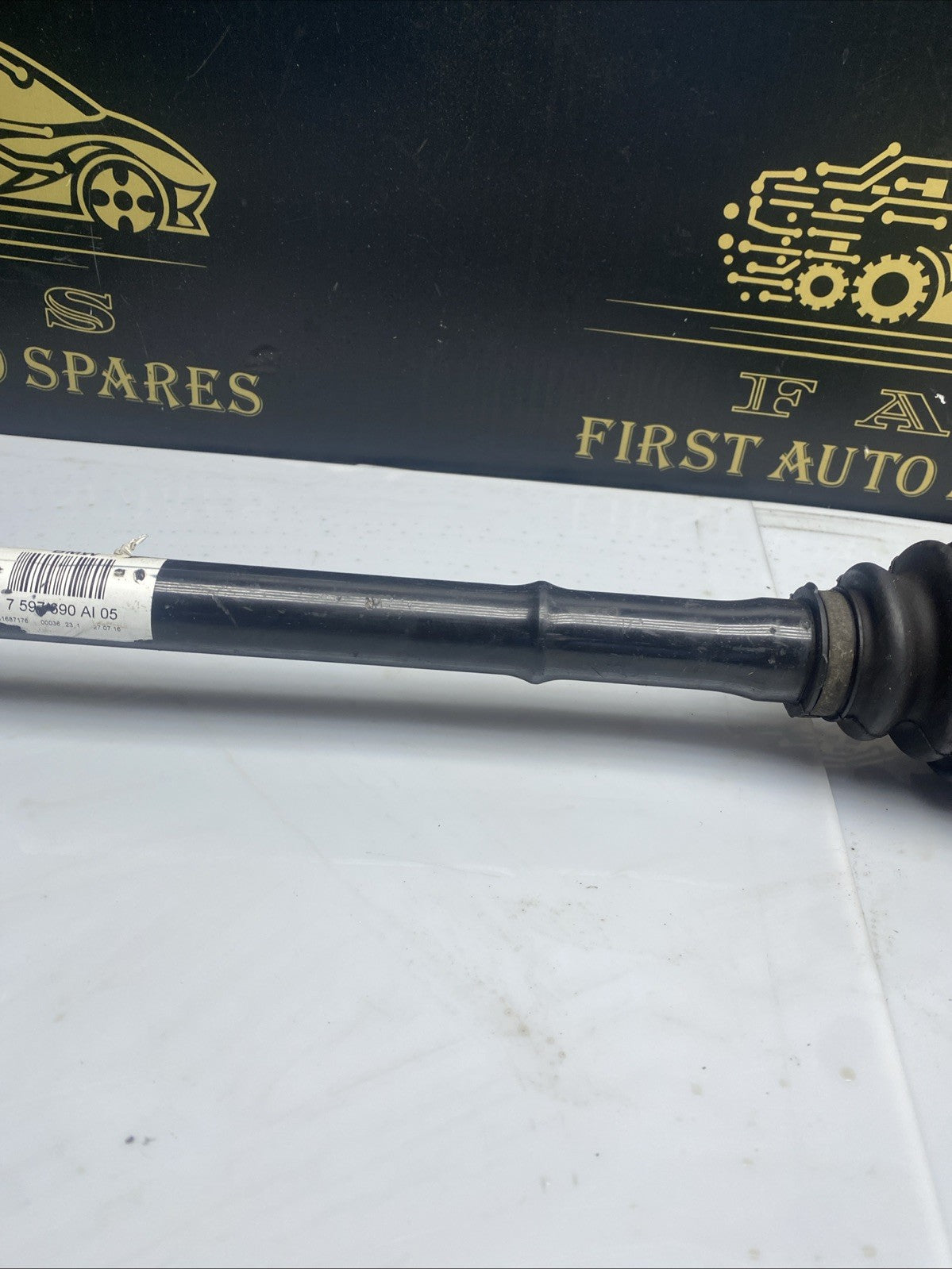 BMW 3 SERIES F31 3.0d REAR RIGHT DRIVER SIDE DRIVESHAFT 7597690