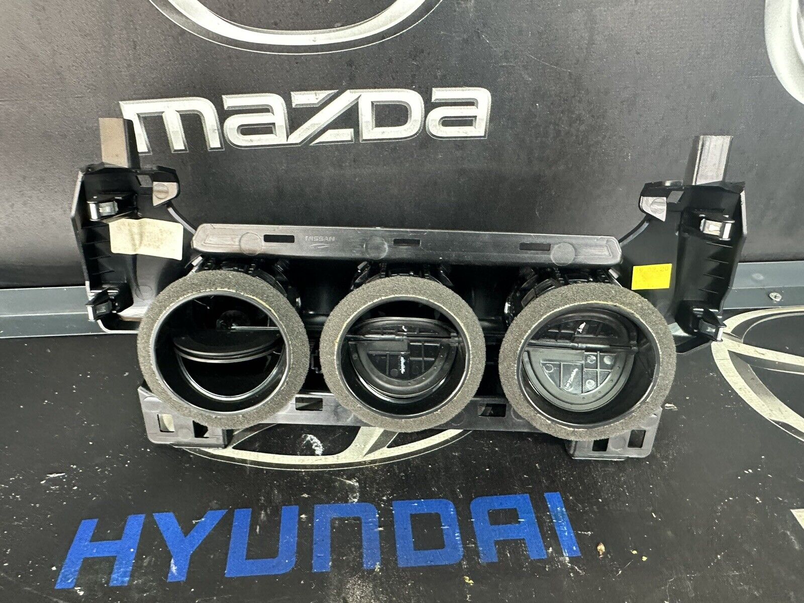 Nissan Juke Dashboard Center Air Vent Grills 2023 SUV 4/5dr (19-23) DIG-T 117