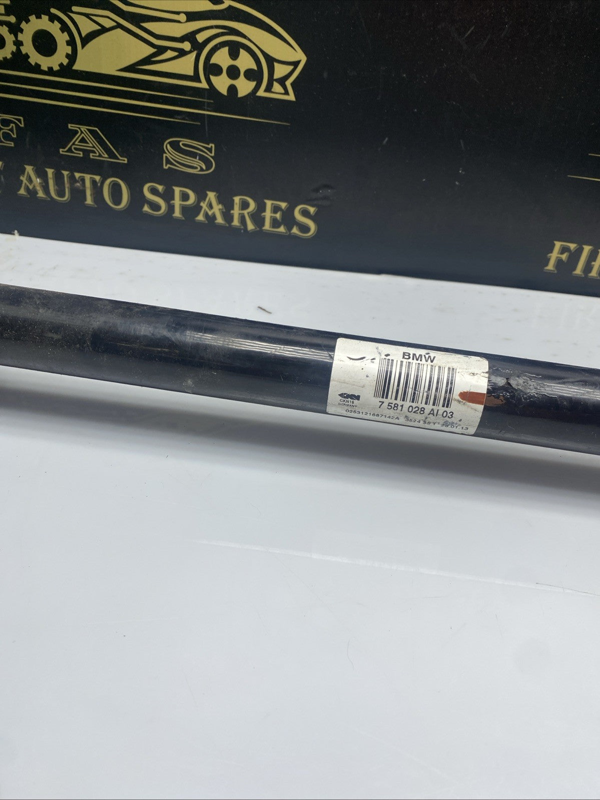 BMW 5 Series F10 F11 520d N47N Output Drive Shaft Right Driver O/S 7581028