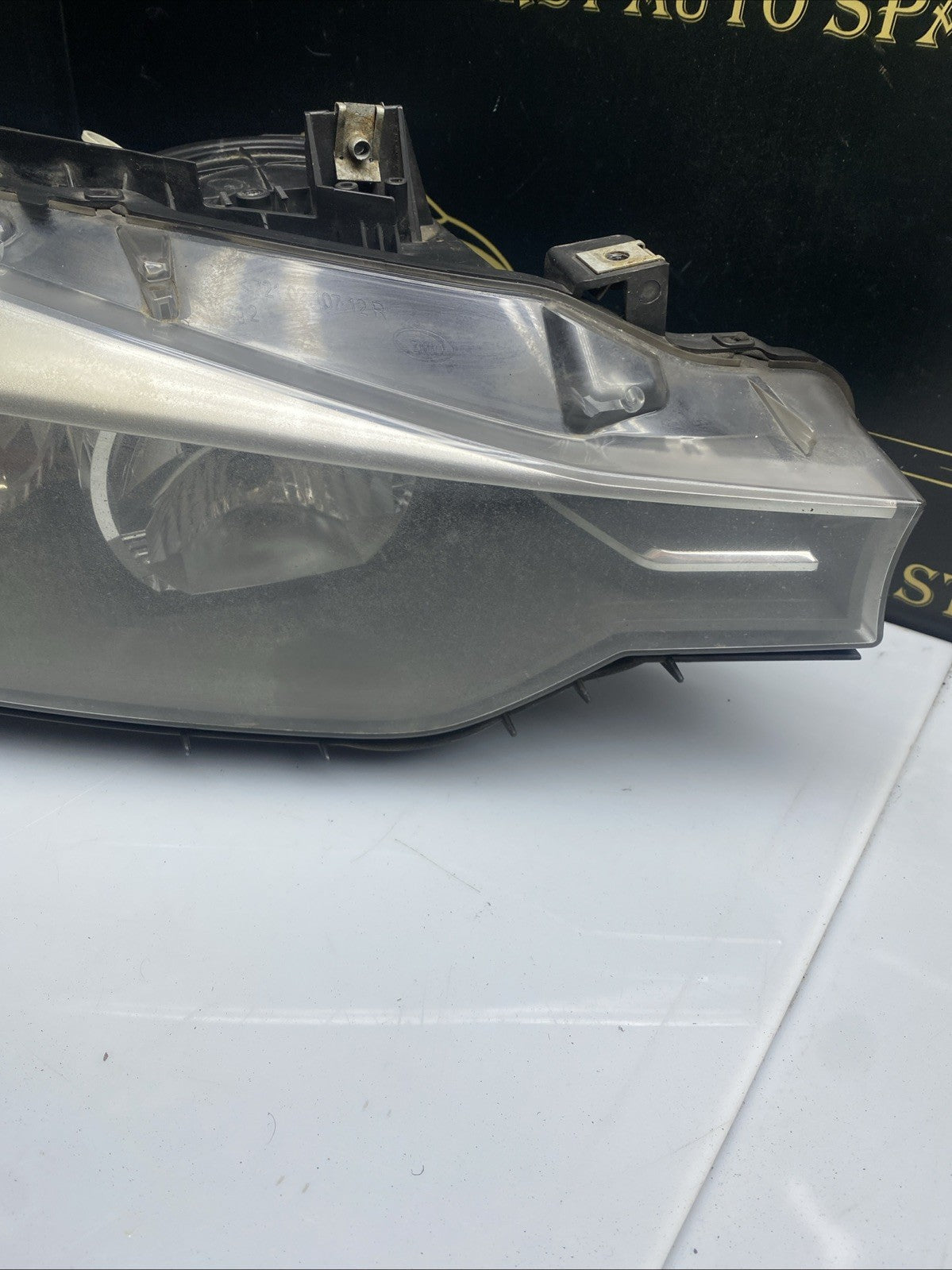 BMW 3 SERIES HEADLAMP HALOGEN RIGHT SIDE 7259540 F30 F31 2012 - 2015