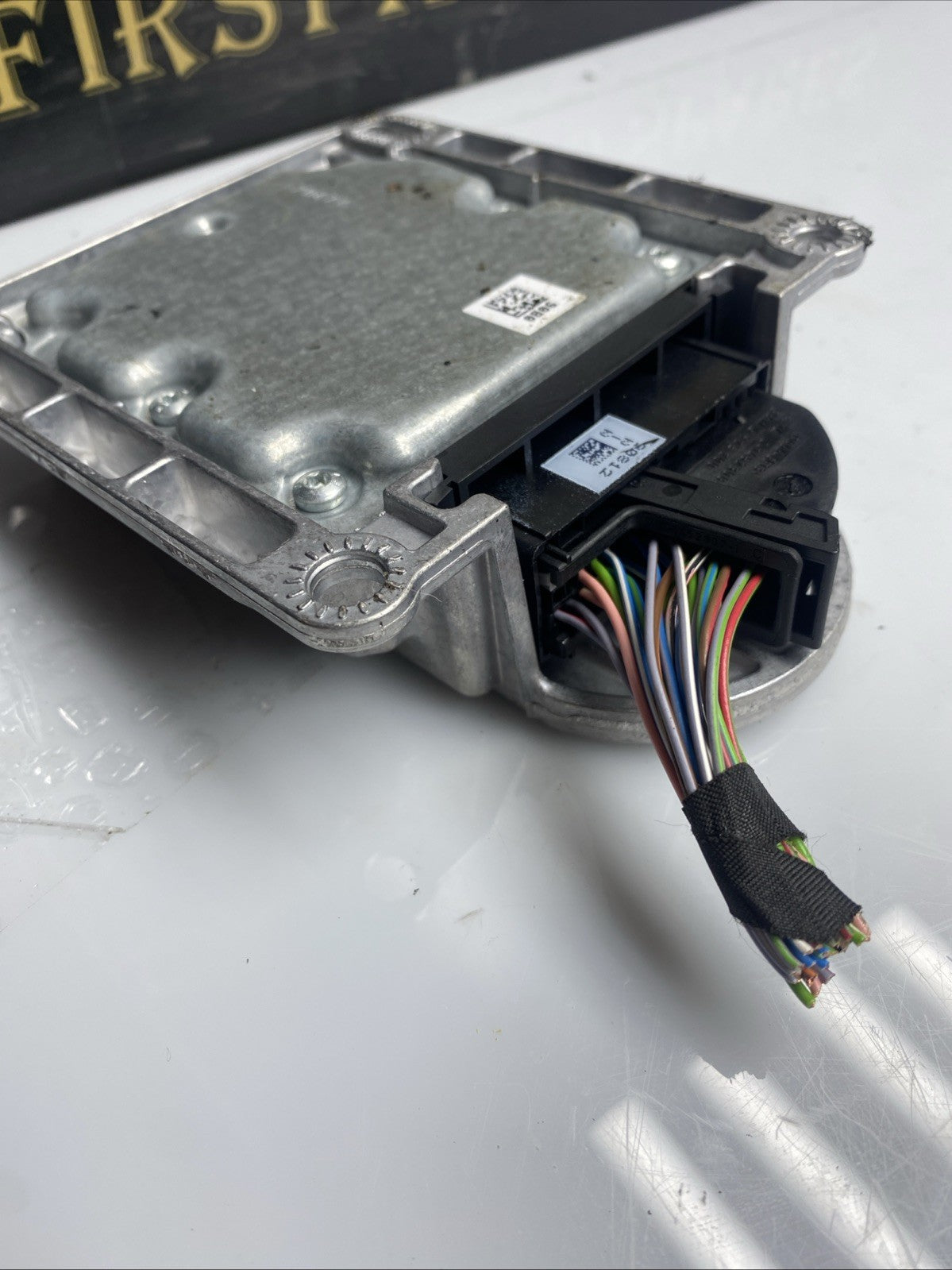 BMW 5 SERIES F10 F11 AIRBAG CONTROL MODULE ECU 6864927 2014-2018