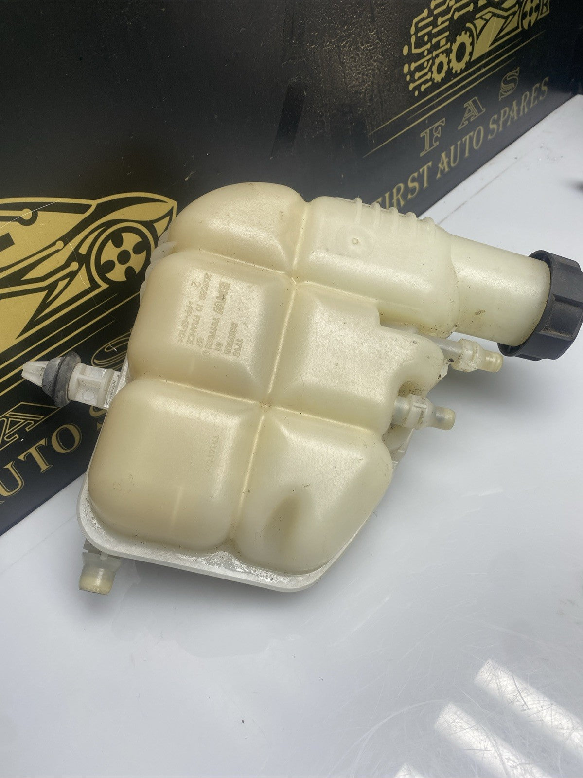 BMW 2 SERIES F45 F46 1.5 DIESEL B37 EXPANSION TANK OVERFLOW BOTTLE 8687503