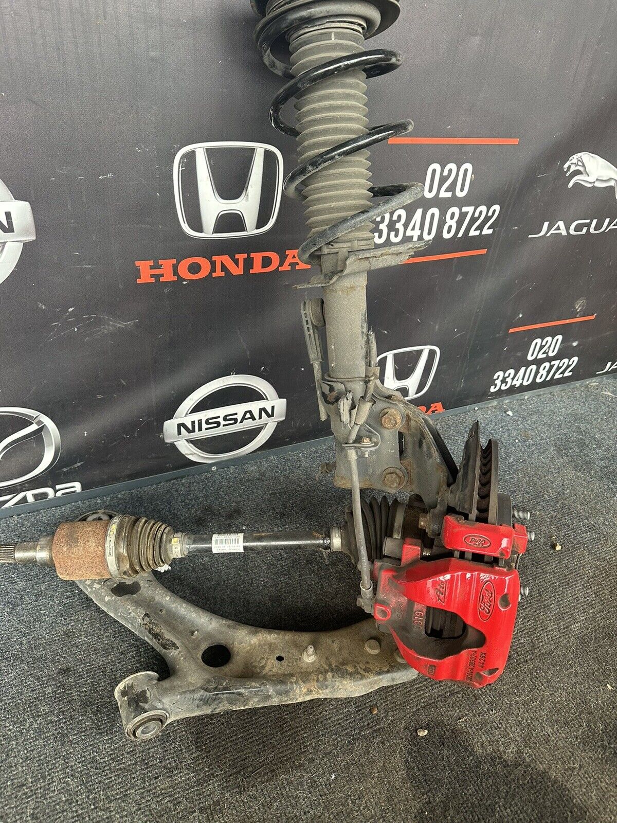 FORD FOCUS St-LINE 1.0 PETROL 2019 FRONT LEFT SUSPENSION HUB LEG