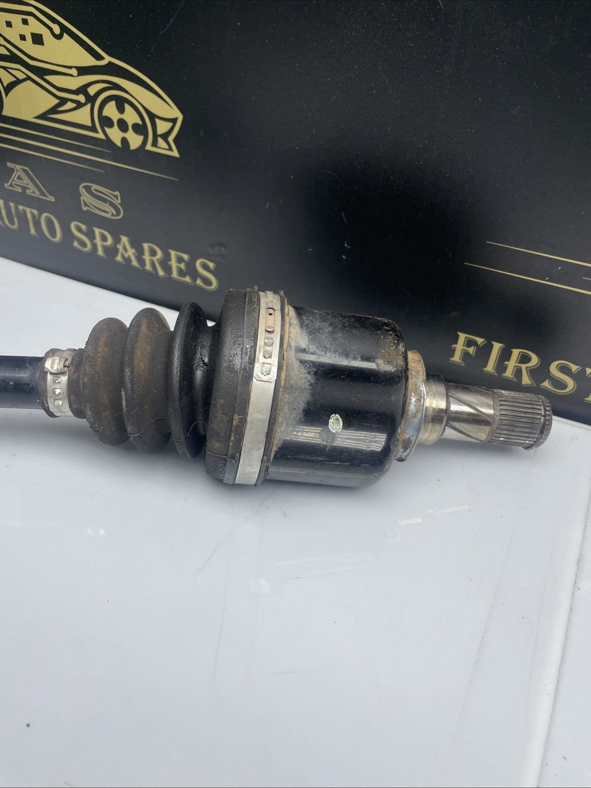 BMW 1 ,2 SERIES F40,f45 2023 FRONT DRIVESHAFT LEFT PASSENGER SIDE 8482645