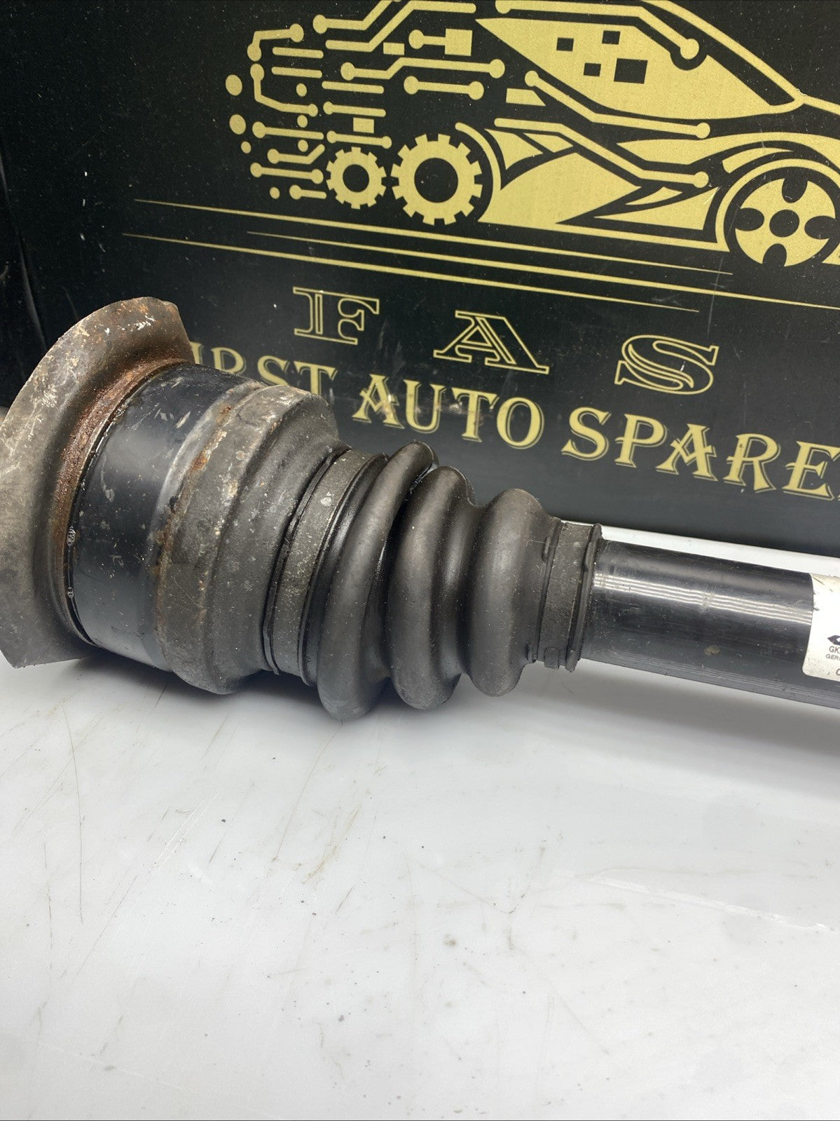 BMW F10 5 SERIES Left Driveshaft 7581027