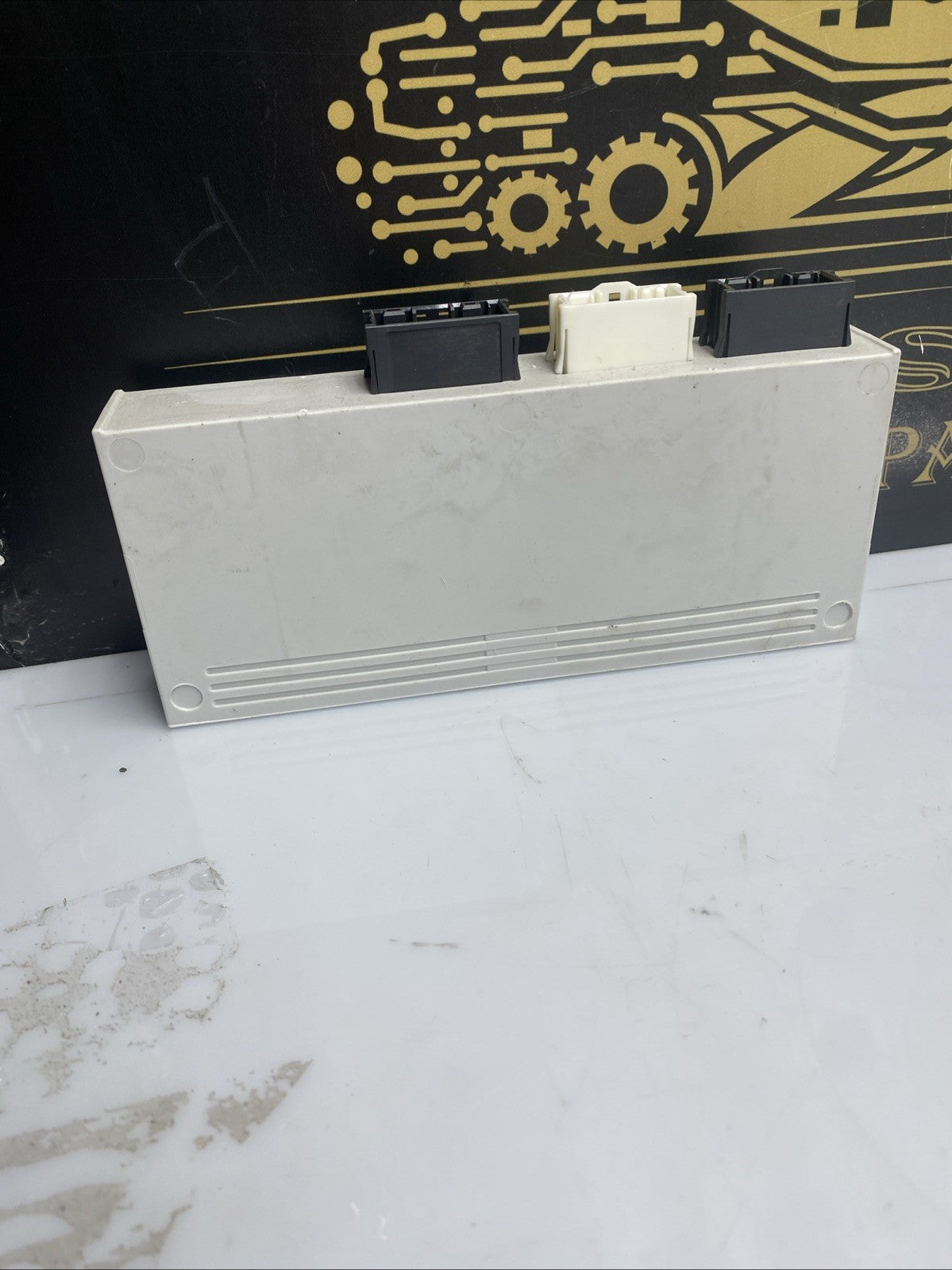 GENUINE BMW 5 SERIES F11 2011-2017 CONTROL MODULE UNIT 7365898 102135-10