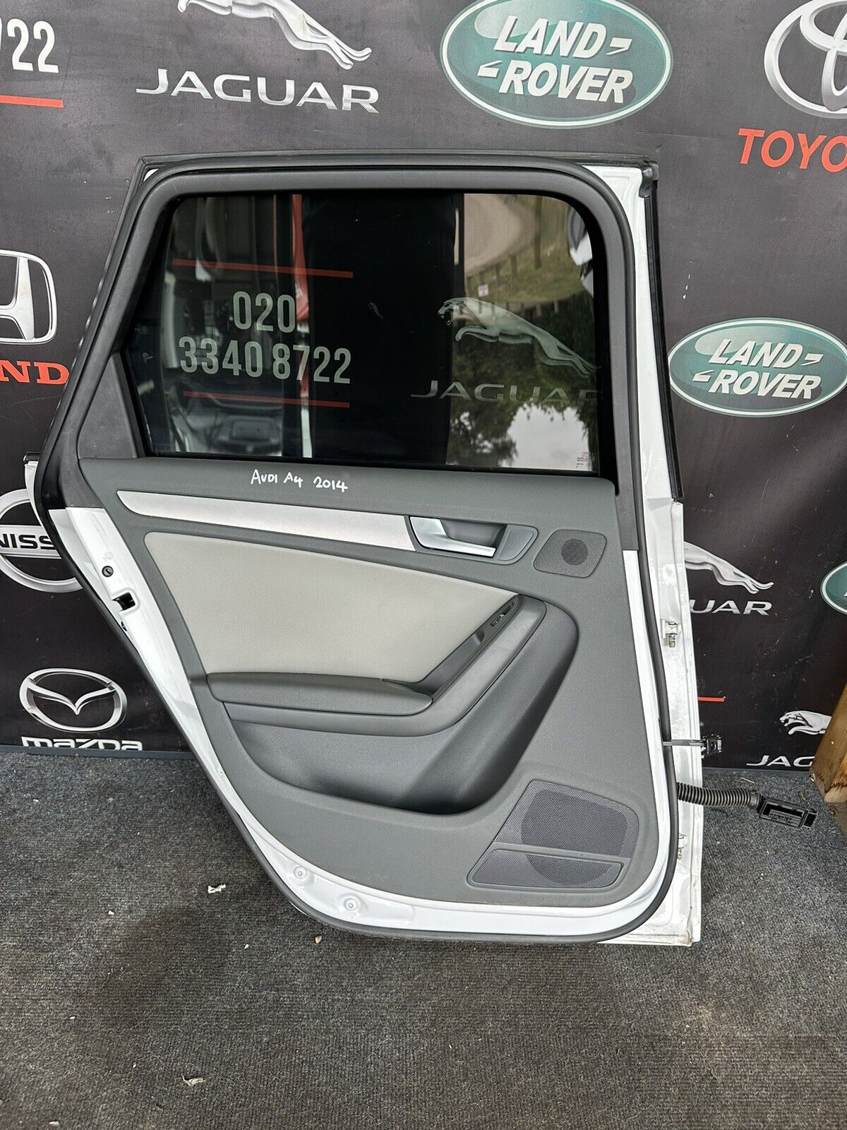 AUDI A4 REAR DOOR LEFT PASSENGER SIDE IN ESTATE B8 2014