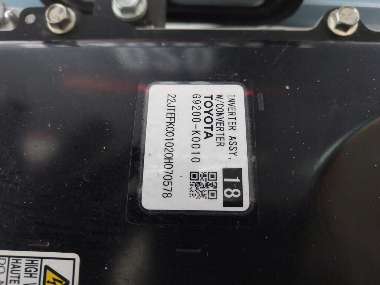 TOYOTA YARIS HYBRID INVERTER UNIT 2022