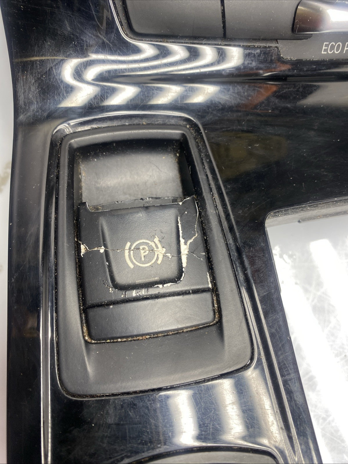 BMW 2 SERIES F45  2014 CENTRE CONSOLE SURROUND COMPLETE 9287612