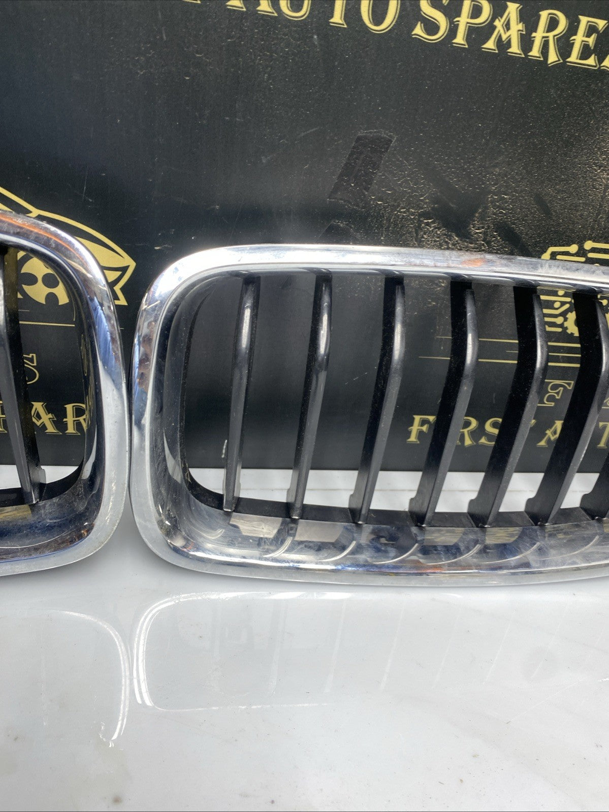 BMW 3-Series Bumper Grill Front Upper Grill F30/F31 2012-2018 18801310