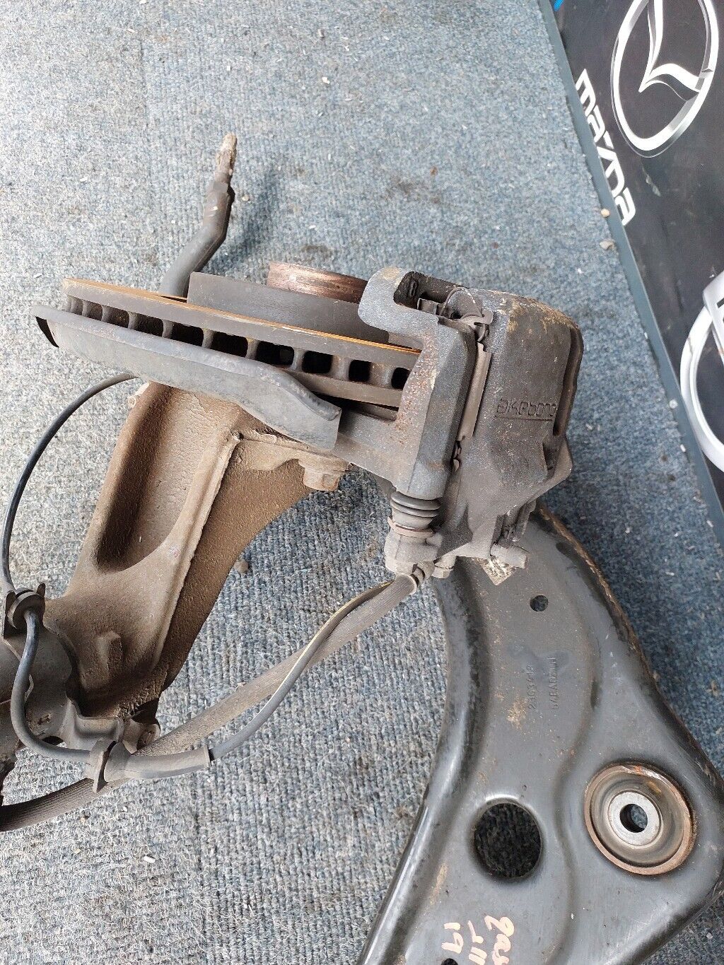 NISSAN QASHQAI J11 N/S FRONT COMPLETE SUSPENSION LEG LH 2019