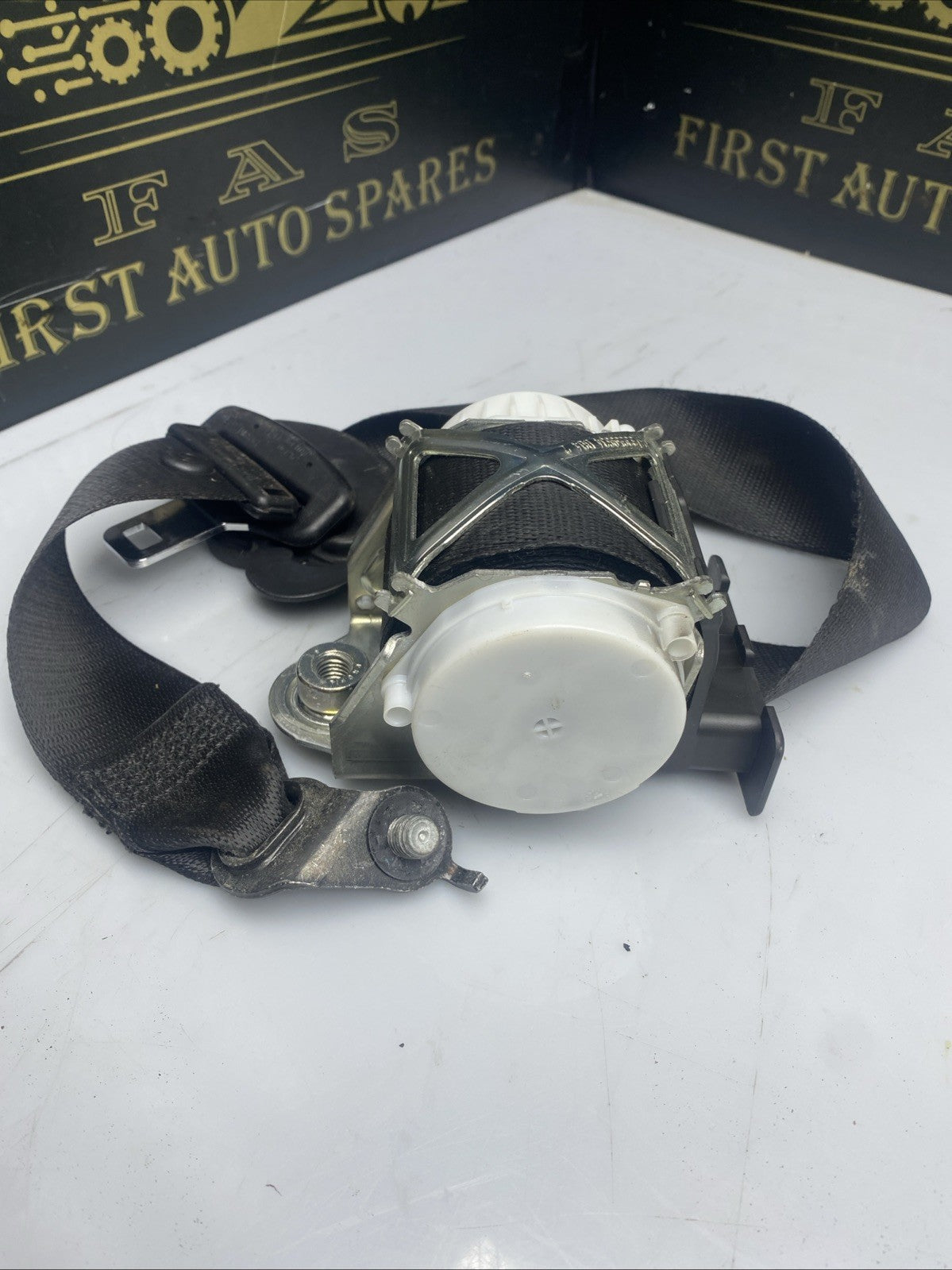 BMW 3 SERIES F30 F31 SEAT BELT FRONT LEFT PASSENGER SIDE BLACK 34078319D