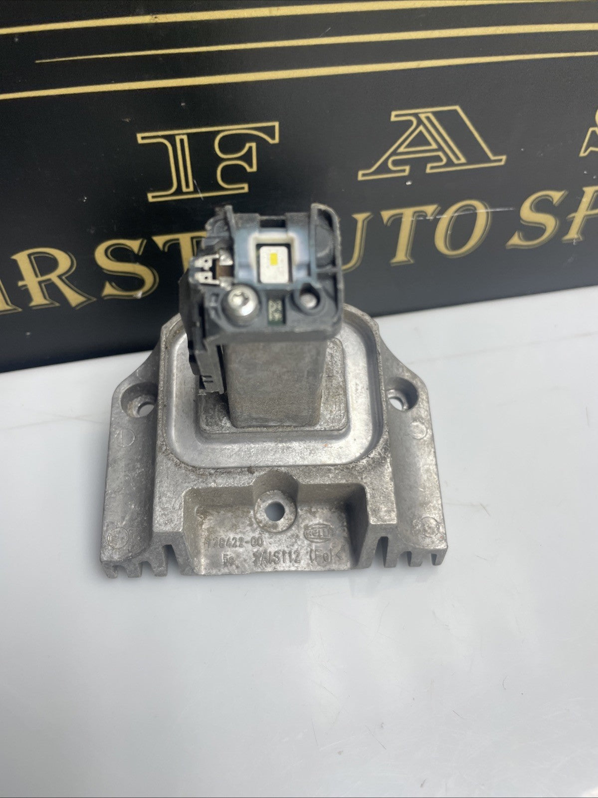 BMW 1 Series F20 Front Right Headlight Control Module - 178422-00