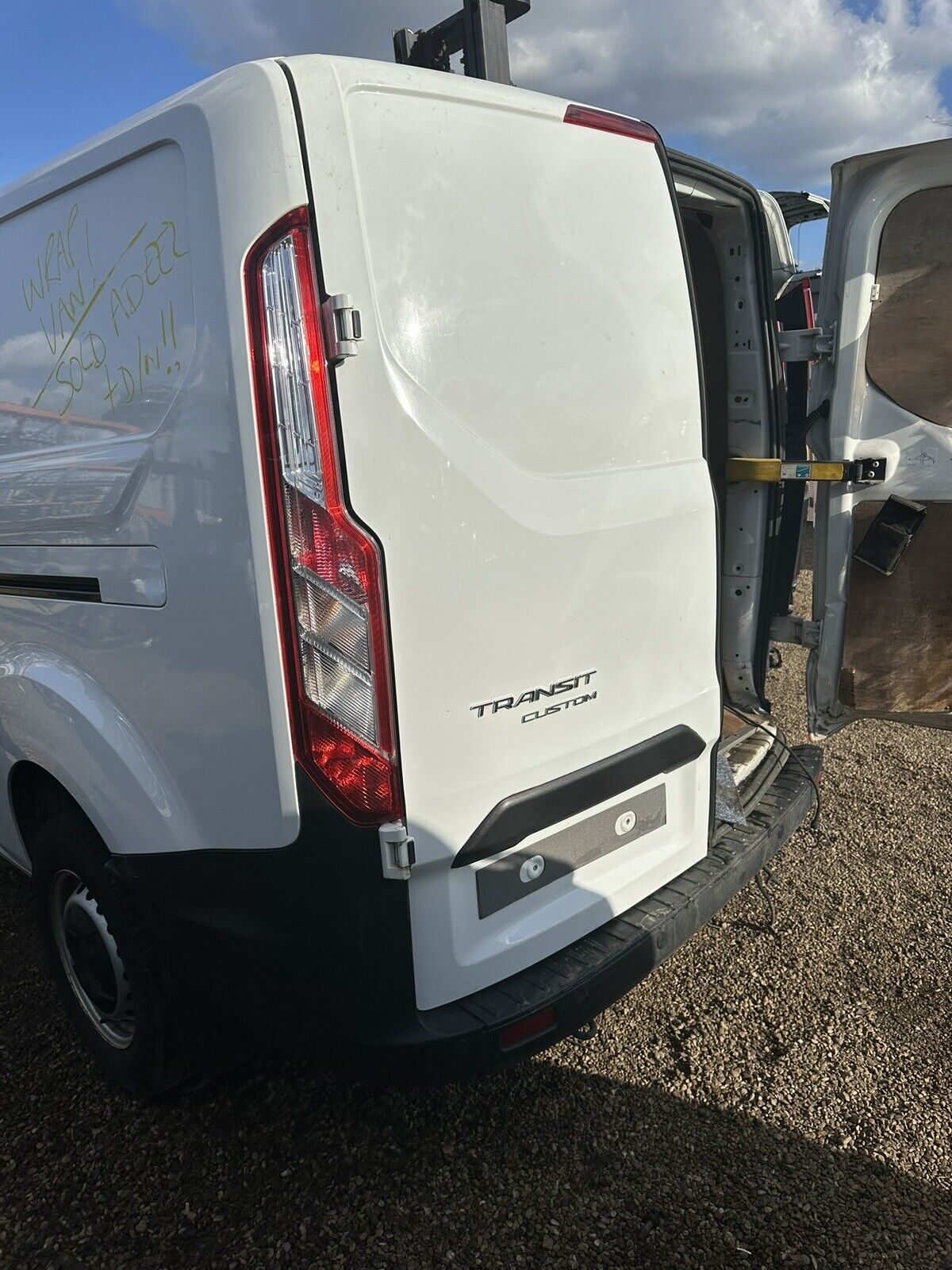 2021 FORD TRANSIT CUSTOM DIESEL ALL SPARES PARTS AVAILABLE Price Is Wheel Nut