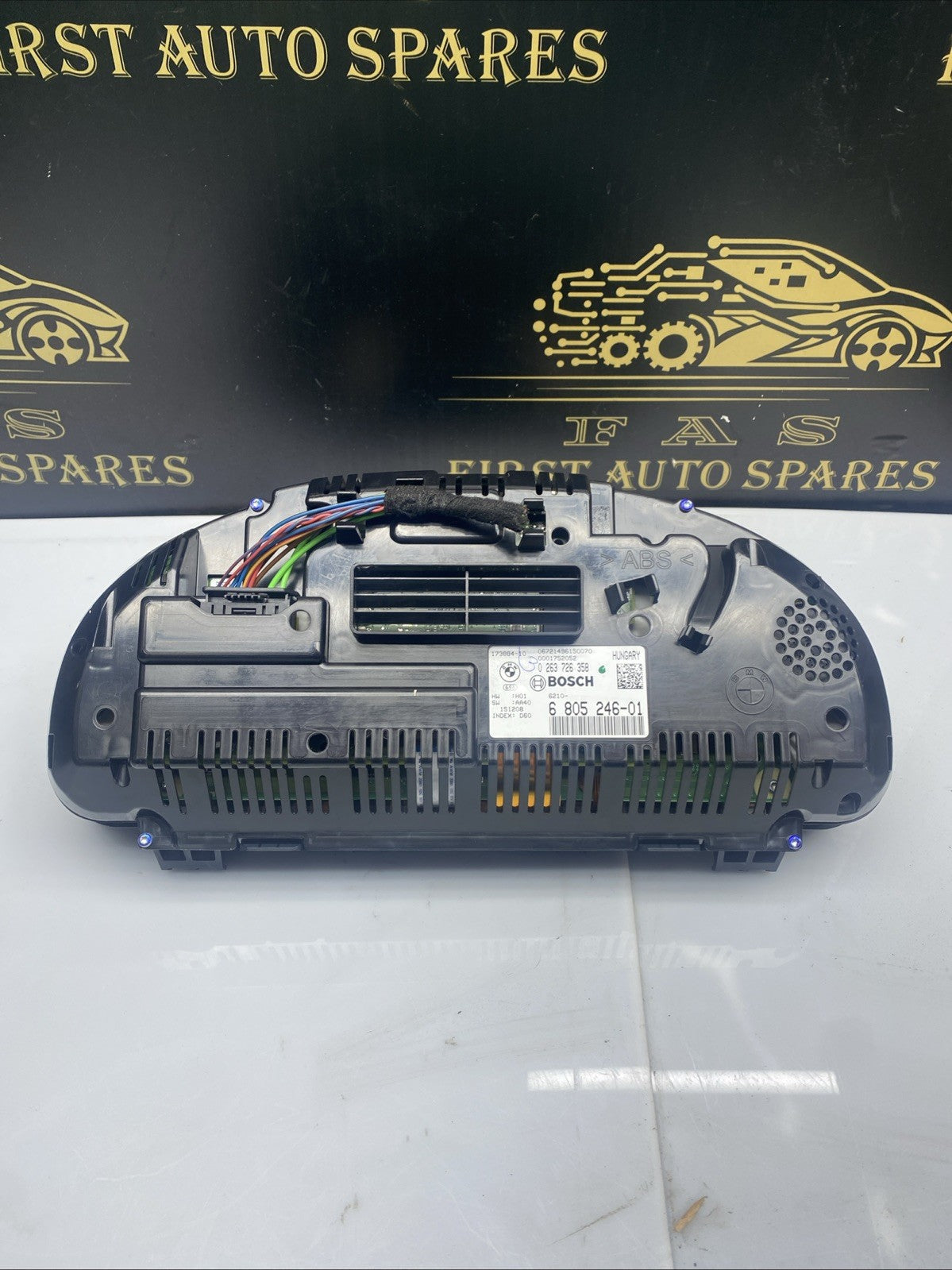 BMW 5 SERIES F10 F01 F11 F07 SPEEDOMETER CLOCK CLUSTER 6805246