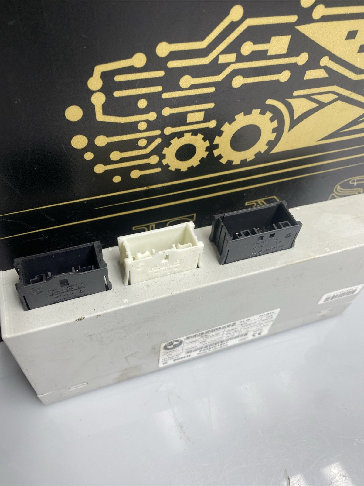 GENUINE BMW 5 SERIES F11 2011-2017 CONTROL MODULE UNIT 7365898 102135-10
