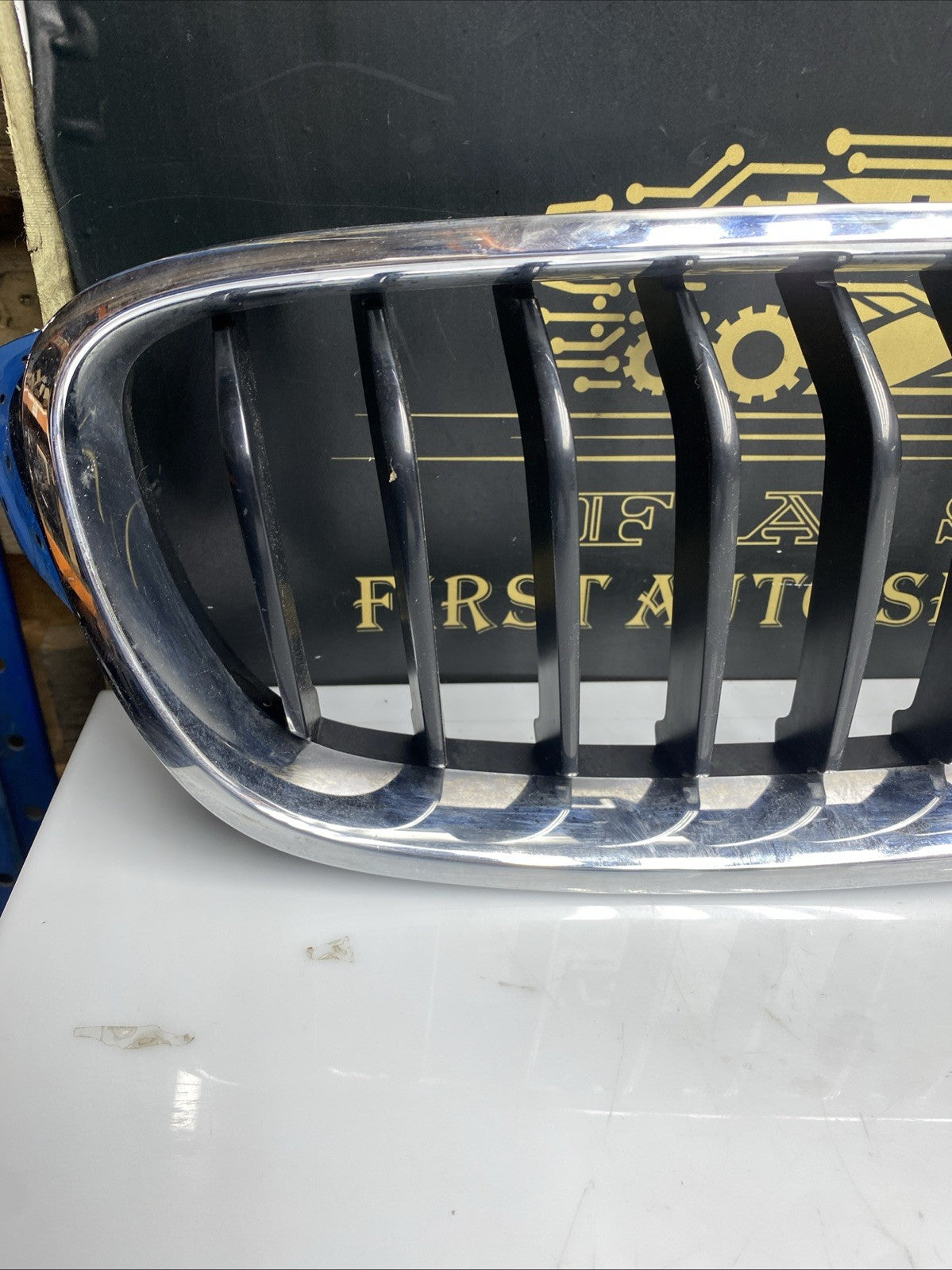 BMW 3-Series Bumper Grill Front Upper Grill F30/F31 2012-2018 18801310